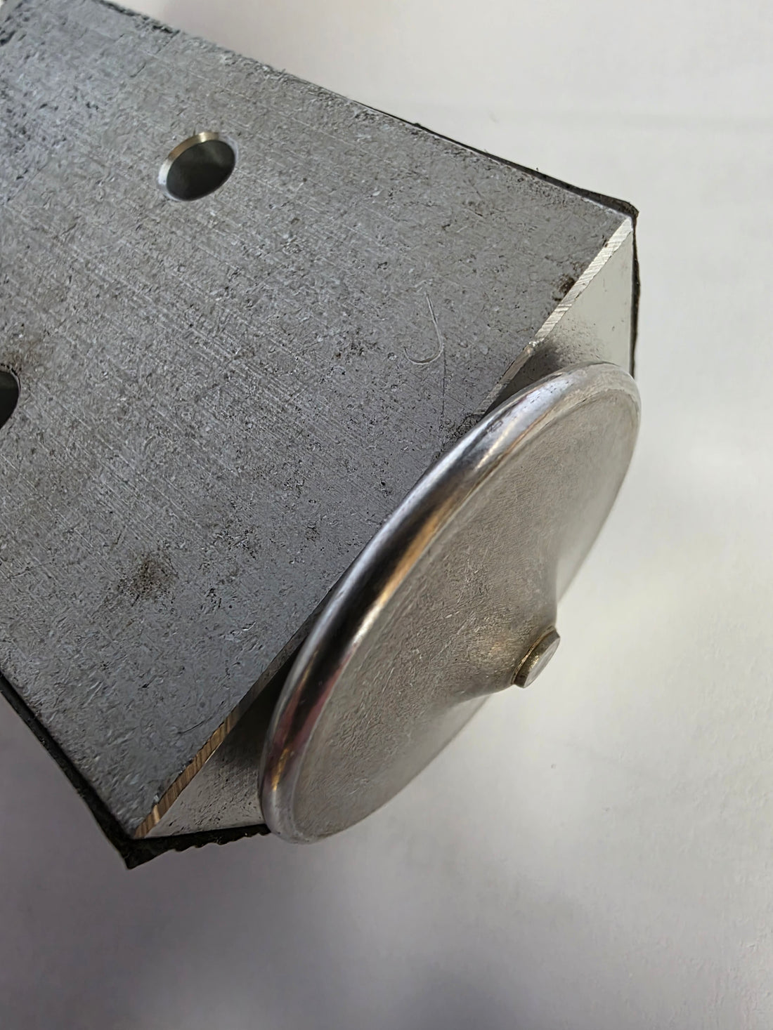Title: Genuine Red Dot RD-5-6868-0 Block-Type A/C Expansion Valve – OEM Heavy-Duty HVAC