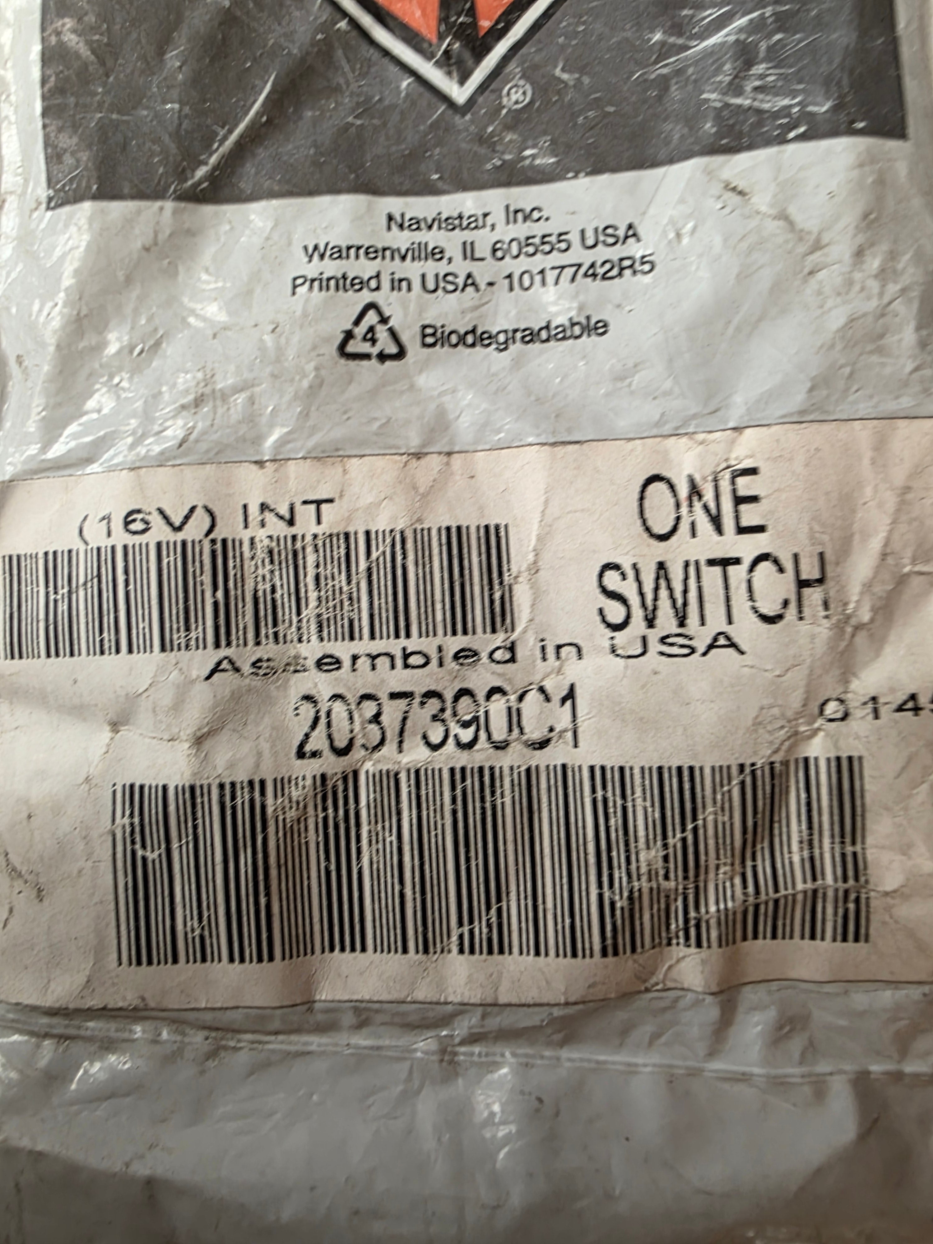 Genuine Navistar International 2037390C1 Air Brake Pressure Switch (Open @ 2-6 PSI) OEM Package