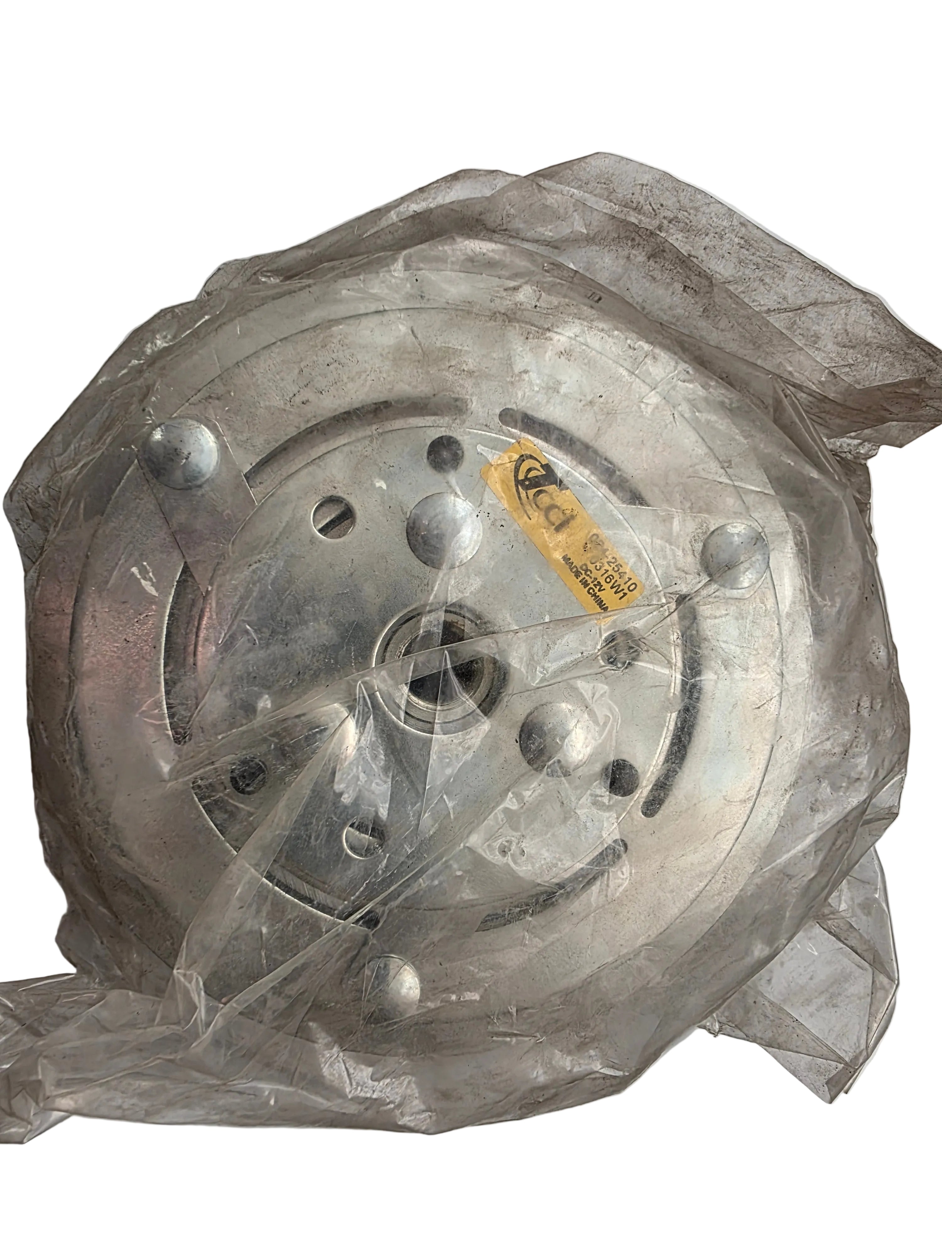 Genuine International 2597637C91 AC Compressor Clutch Drive Pulley (6-Groove, 12V) in OEM Package