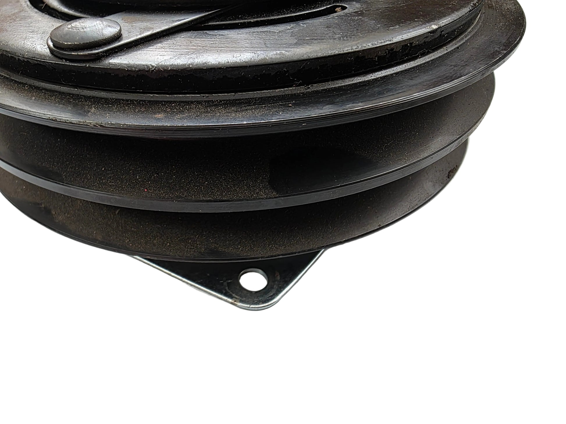 2597639C91 Genuine International Truck A/C Compressor Drive Pulley Side VIew