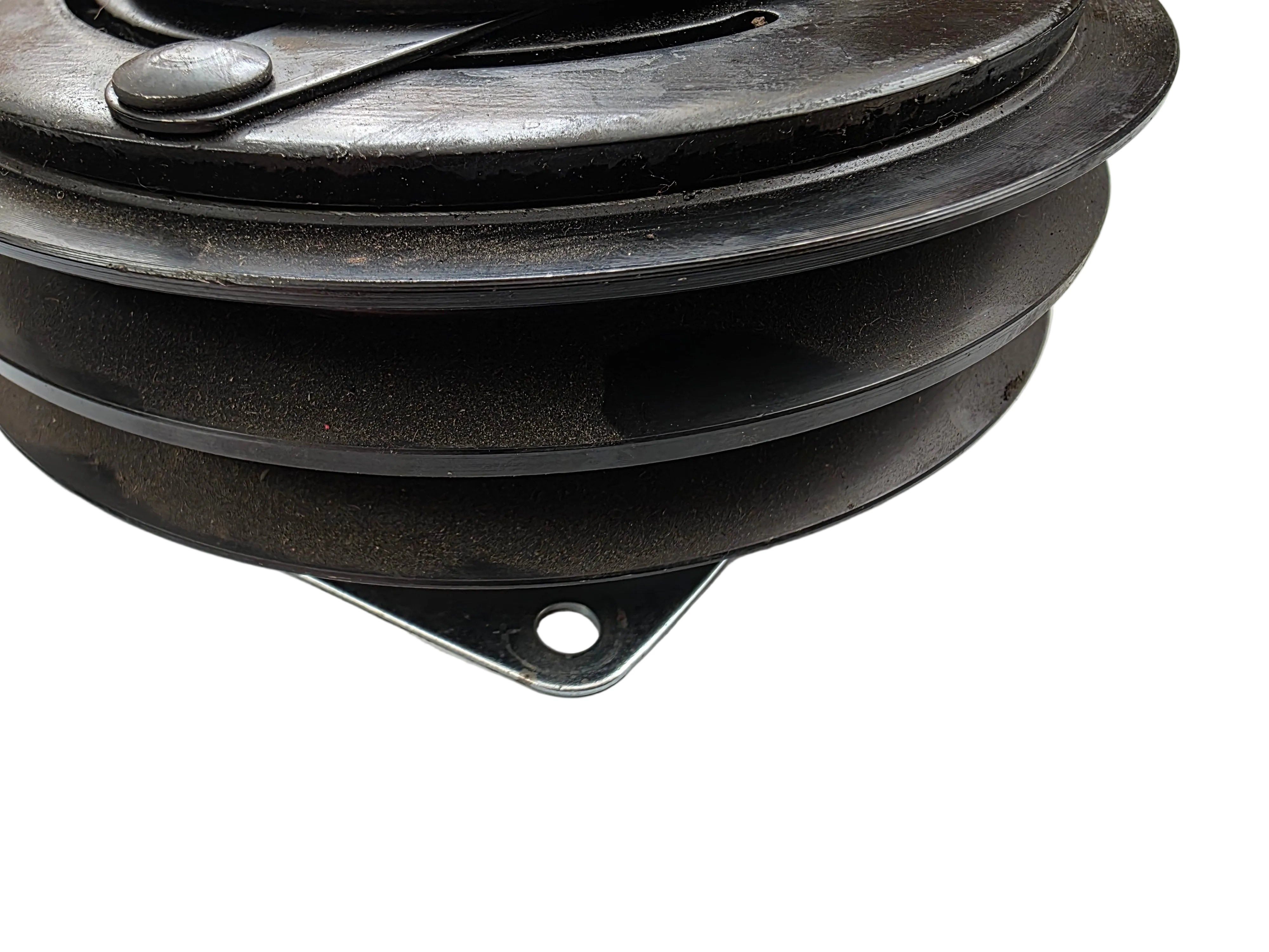 2597639C91 Genuine International Truck A/C Compressor Drive Pulley Side VIew