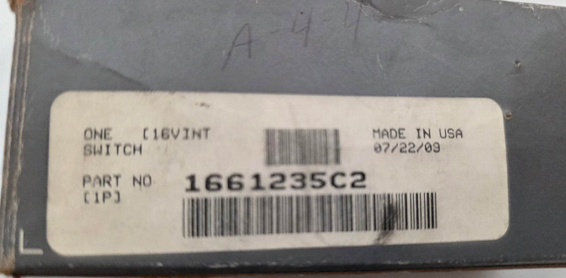  Navistar International clearance light switch OEM Package