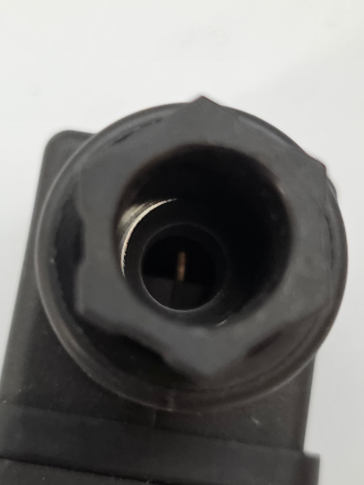 ILLZTH5065U1 122F Temperature Switch Kit connection view