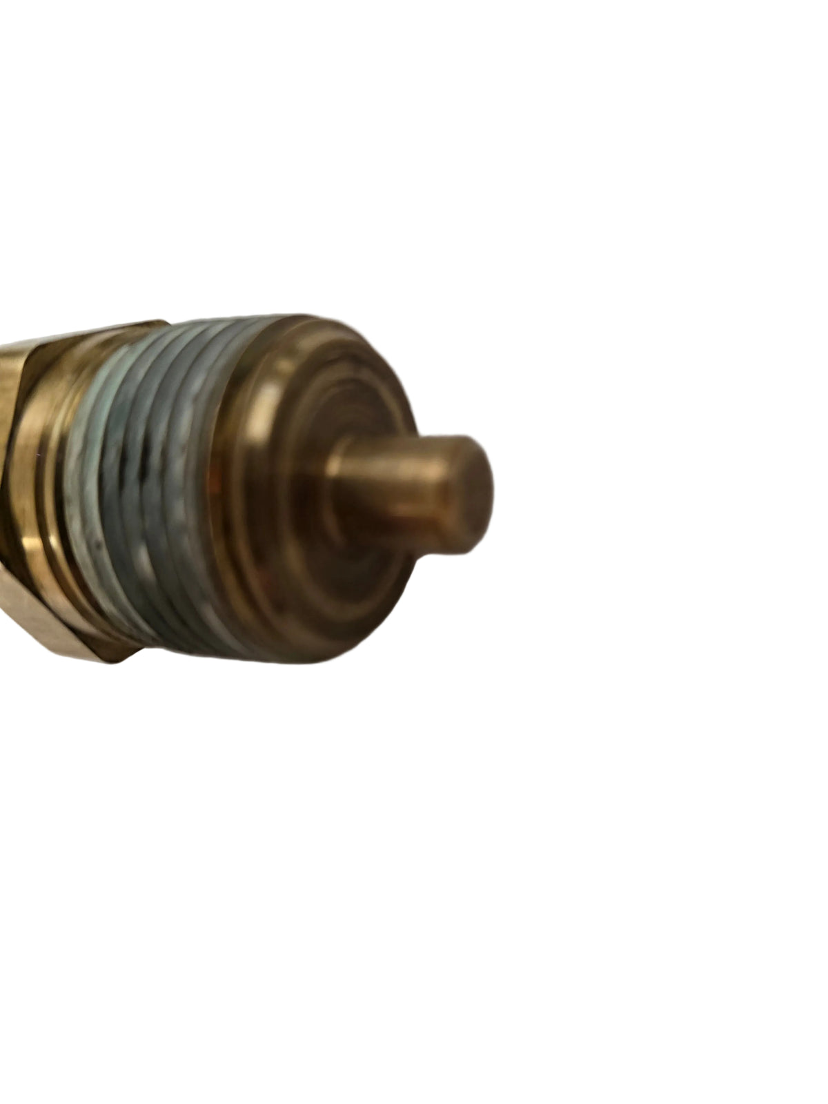 Genuine Detroit 23515251 Series 60  Oil Temperature Sensor Threaded End View