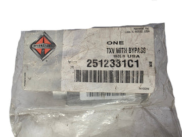 2512331C1 International Navistar 
A/C TXV Expansion Valve with Bypass 
(134A) in OEM Package