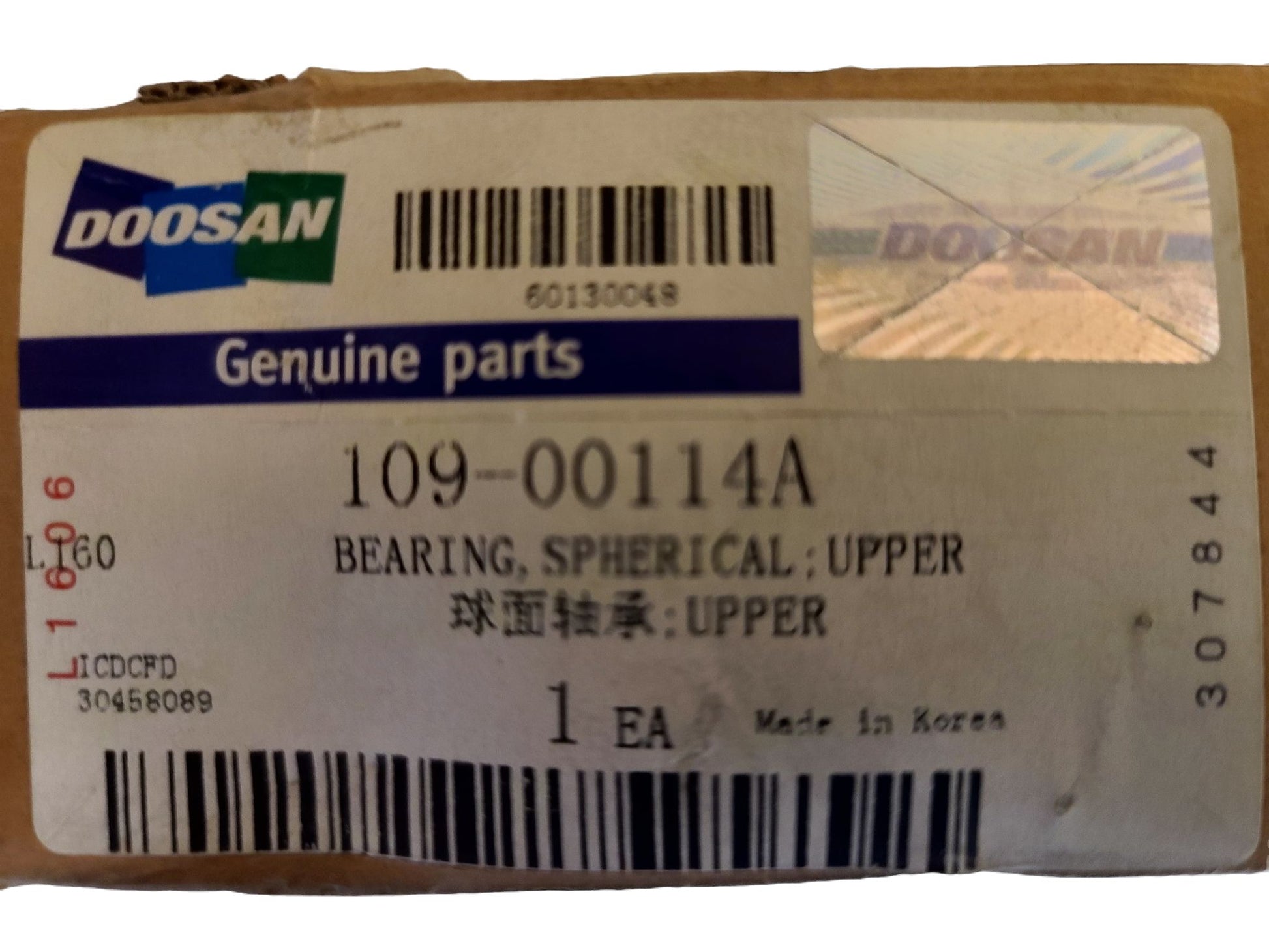Doosan branded packaging of a spherical bearing with label details.