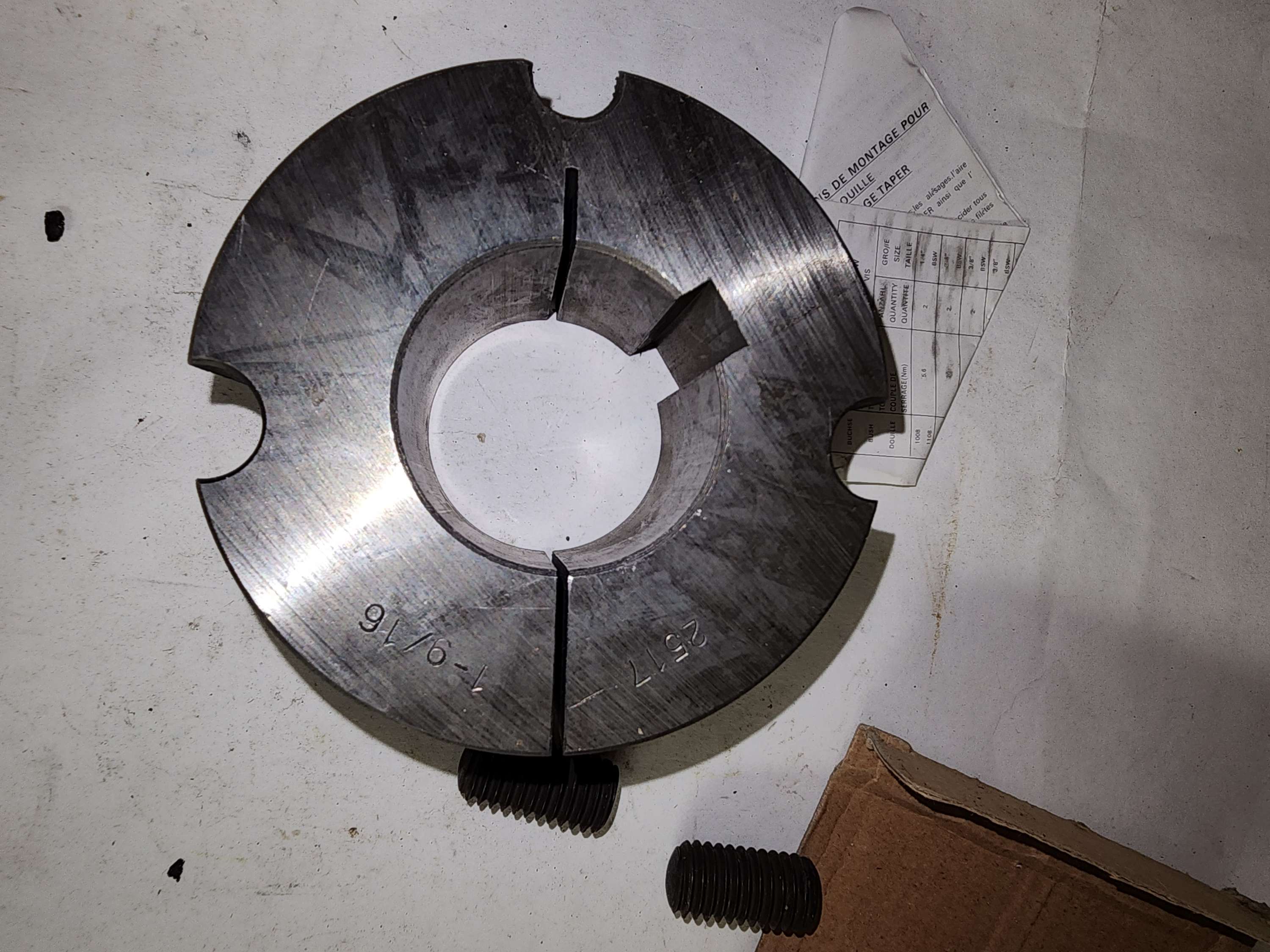 2517 1-9/16 Tapered Lock Bushing Keyed Bored
