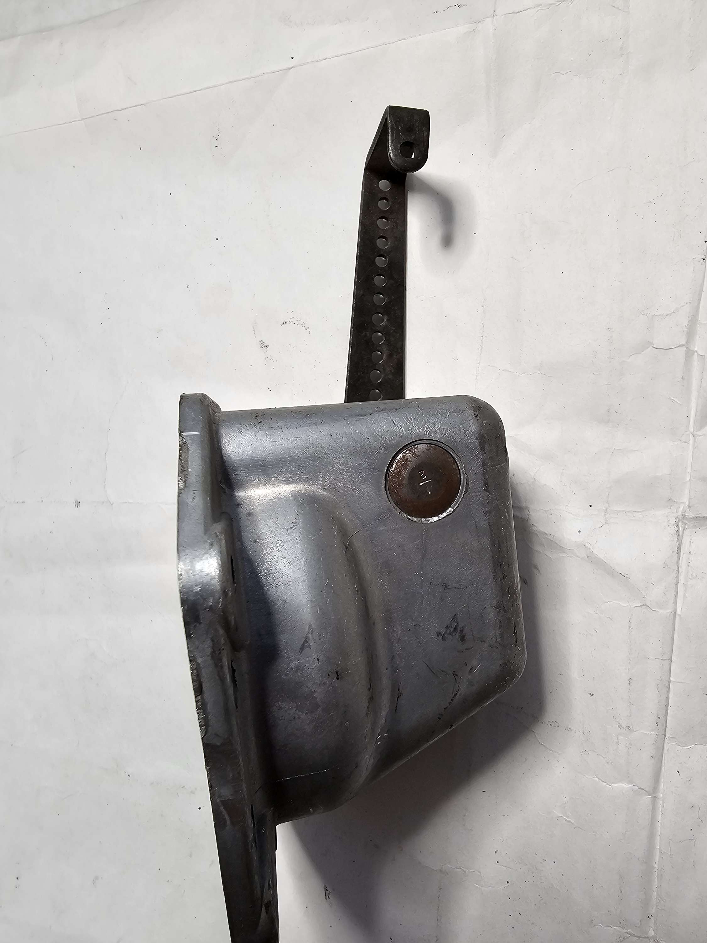 TC422BS1 Wisconsin Housing Governor Assy