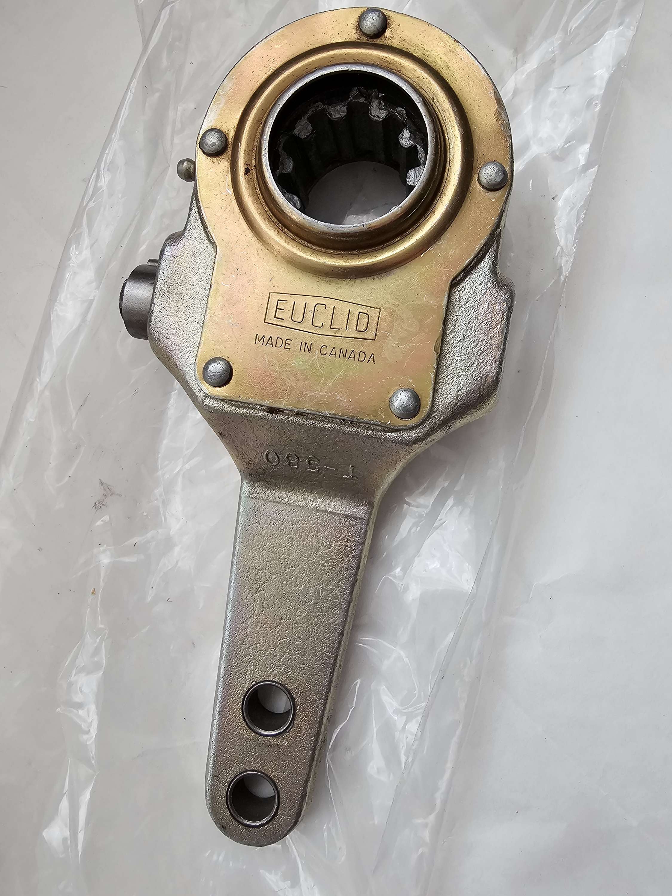 E-2668 10 Spline Offset Slack Adjuster Euclid