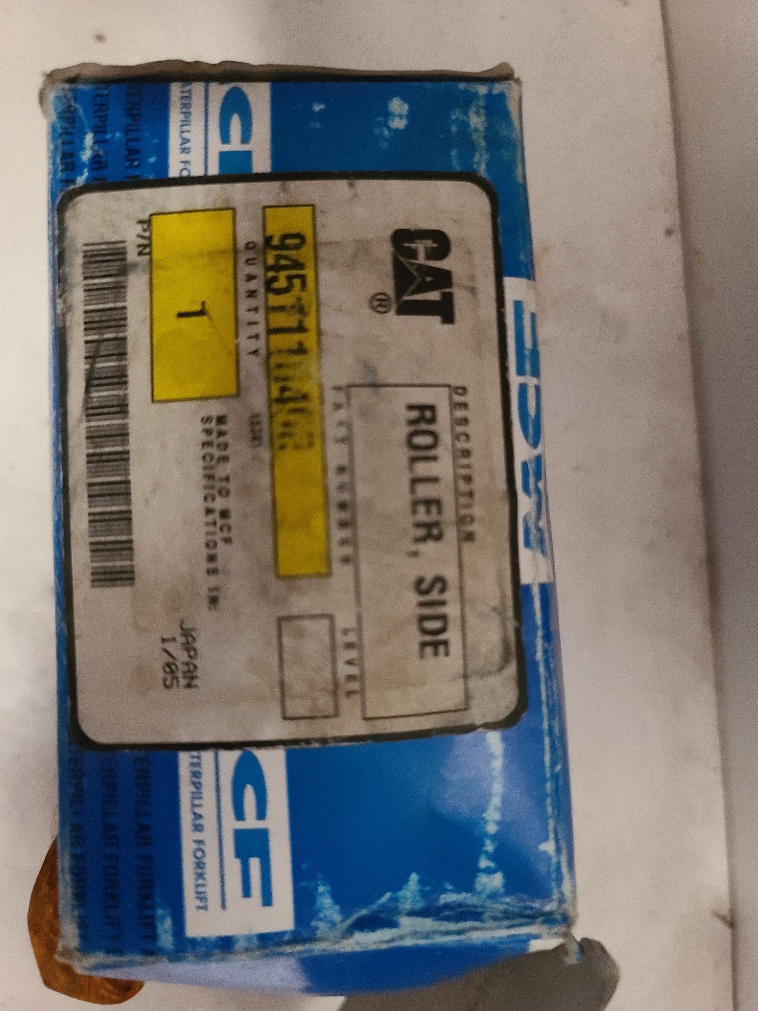 9451110400 CAT Roller Side