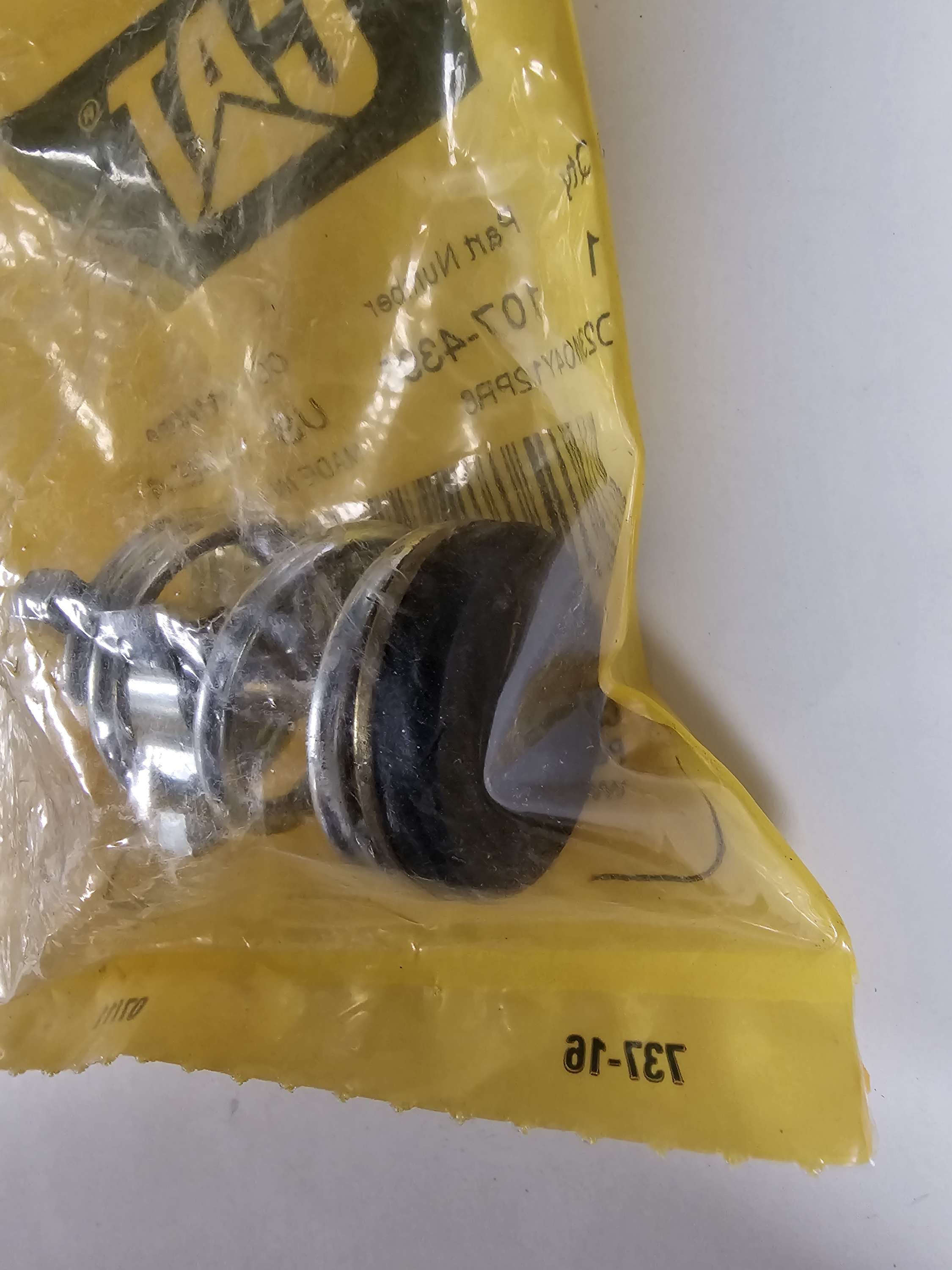 107-4395 Valve Caterpillar/CAT 1074395
