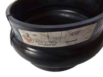 42QE3159P6 Genuine Mack Bulldog Hump Hose