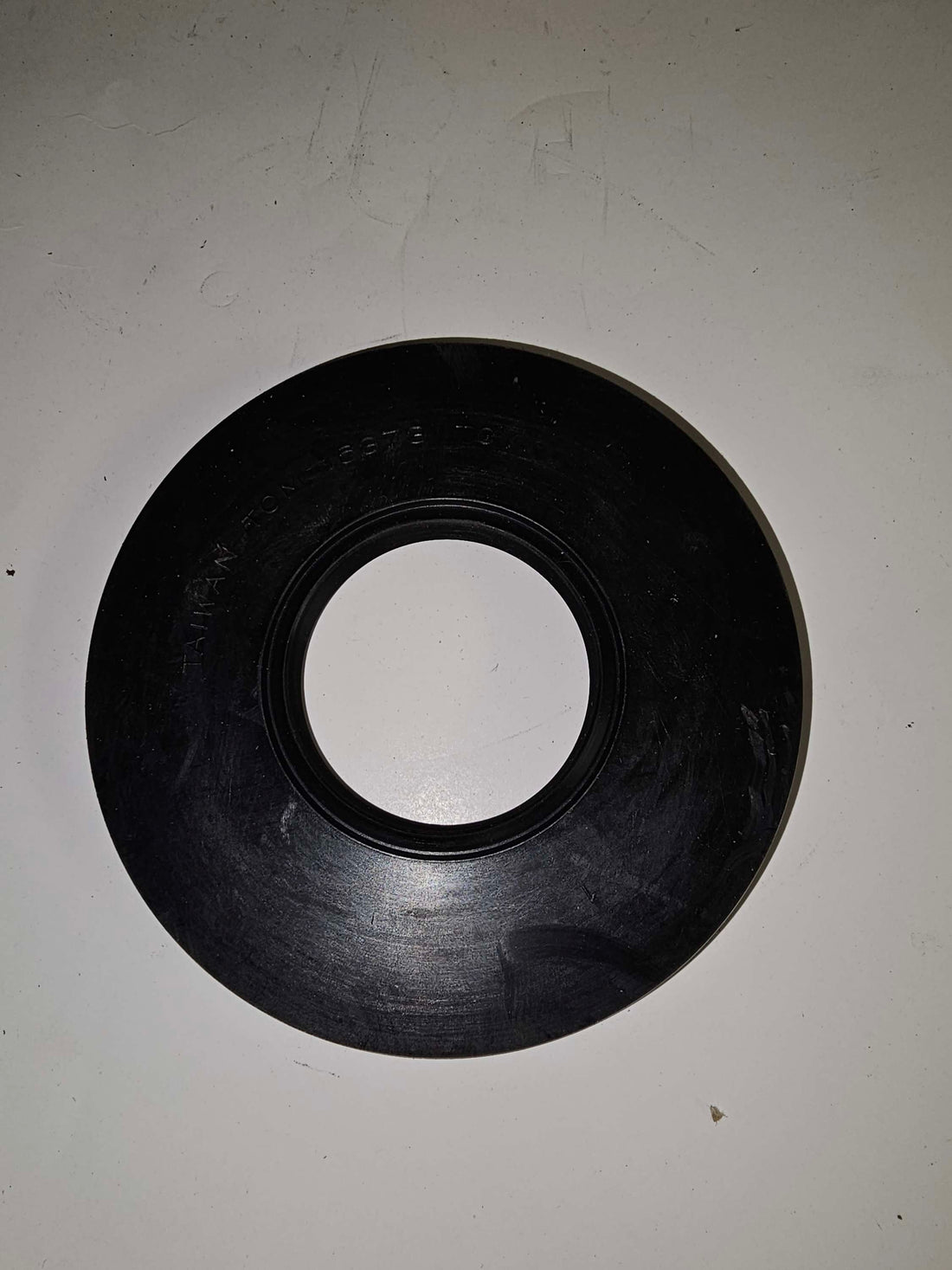 16373TCY Seal Oil TCN