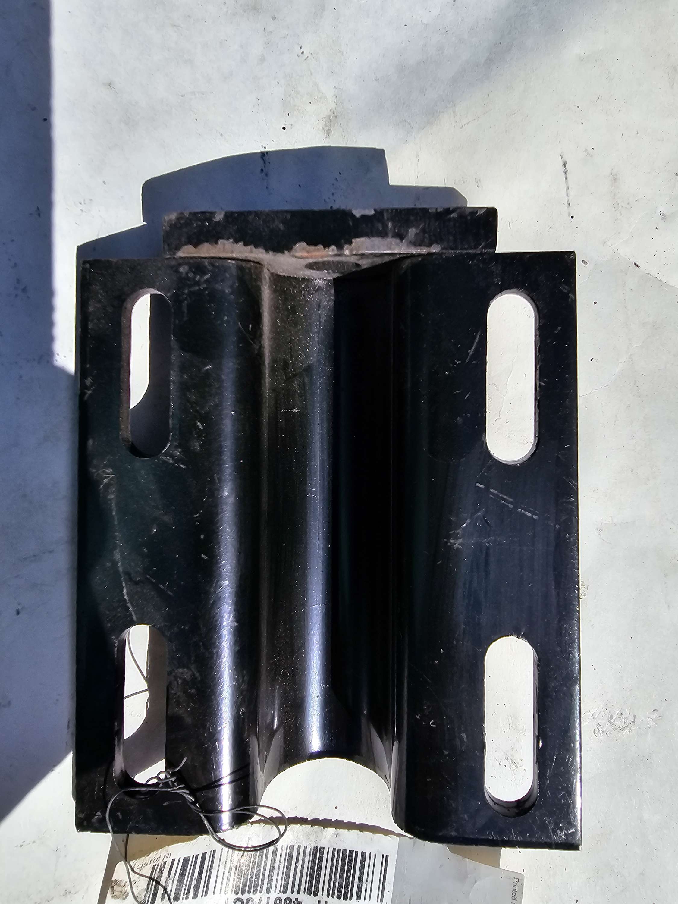 486178C1 Bracket Hood International