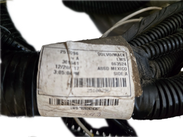 25100296 | Genuine Volvo/MACK Wiring Harness