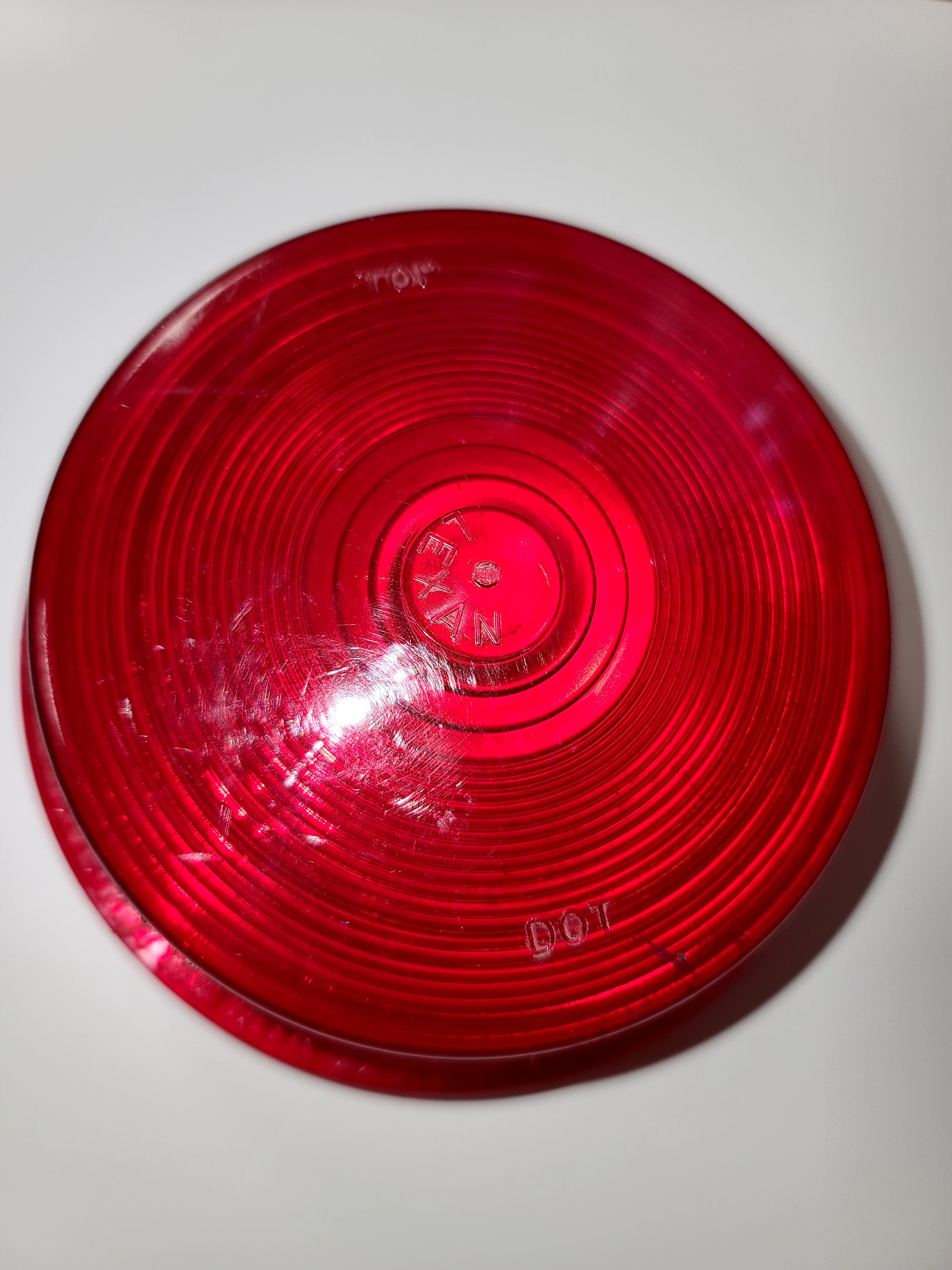 Betts 71L-222 Red Deep Lens w/License