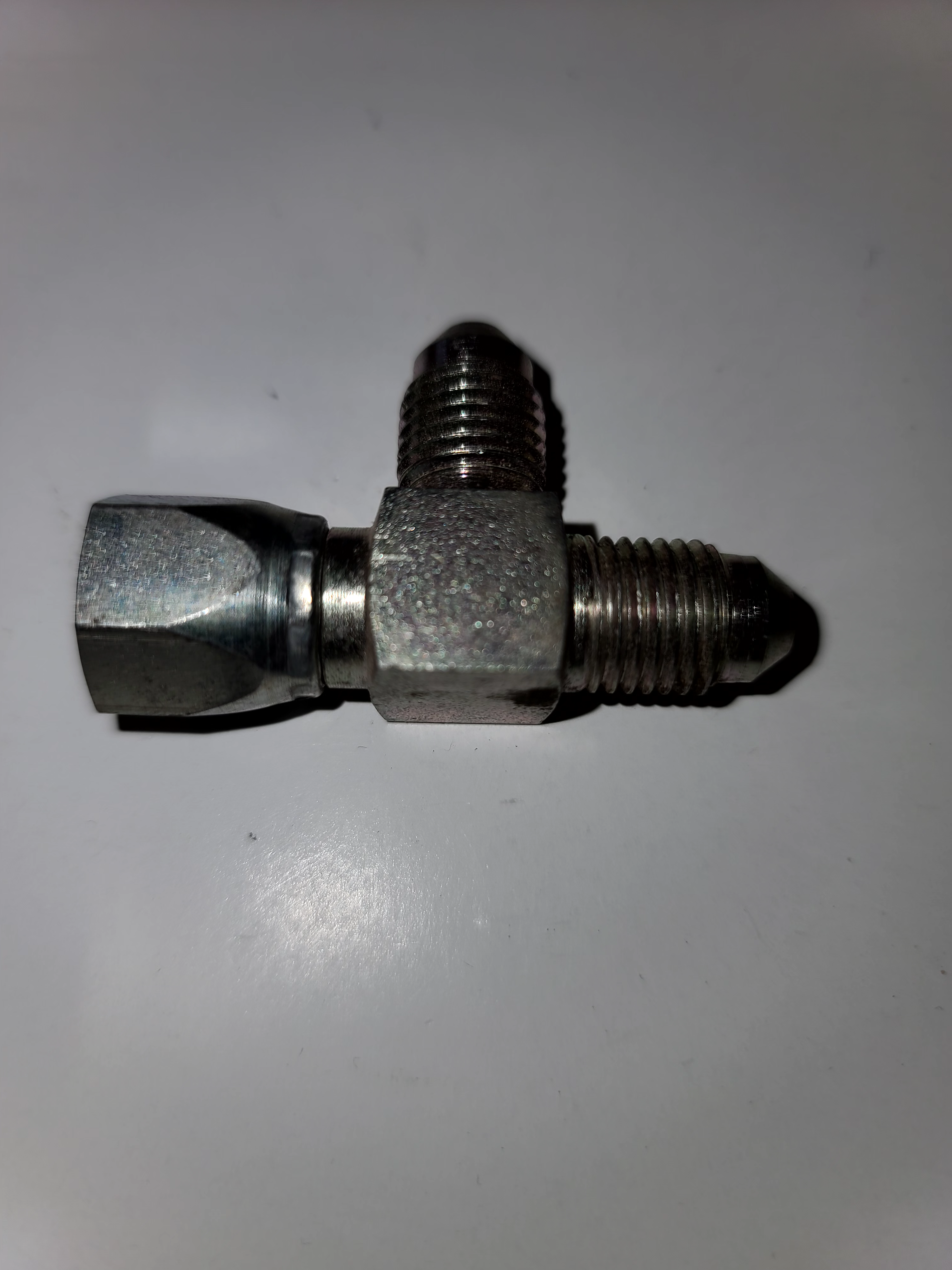 C5706X10X10X10 - 5/8 in. JIC Female Swivel Run Tee