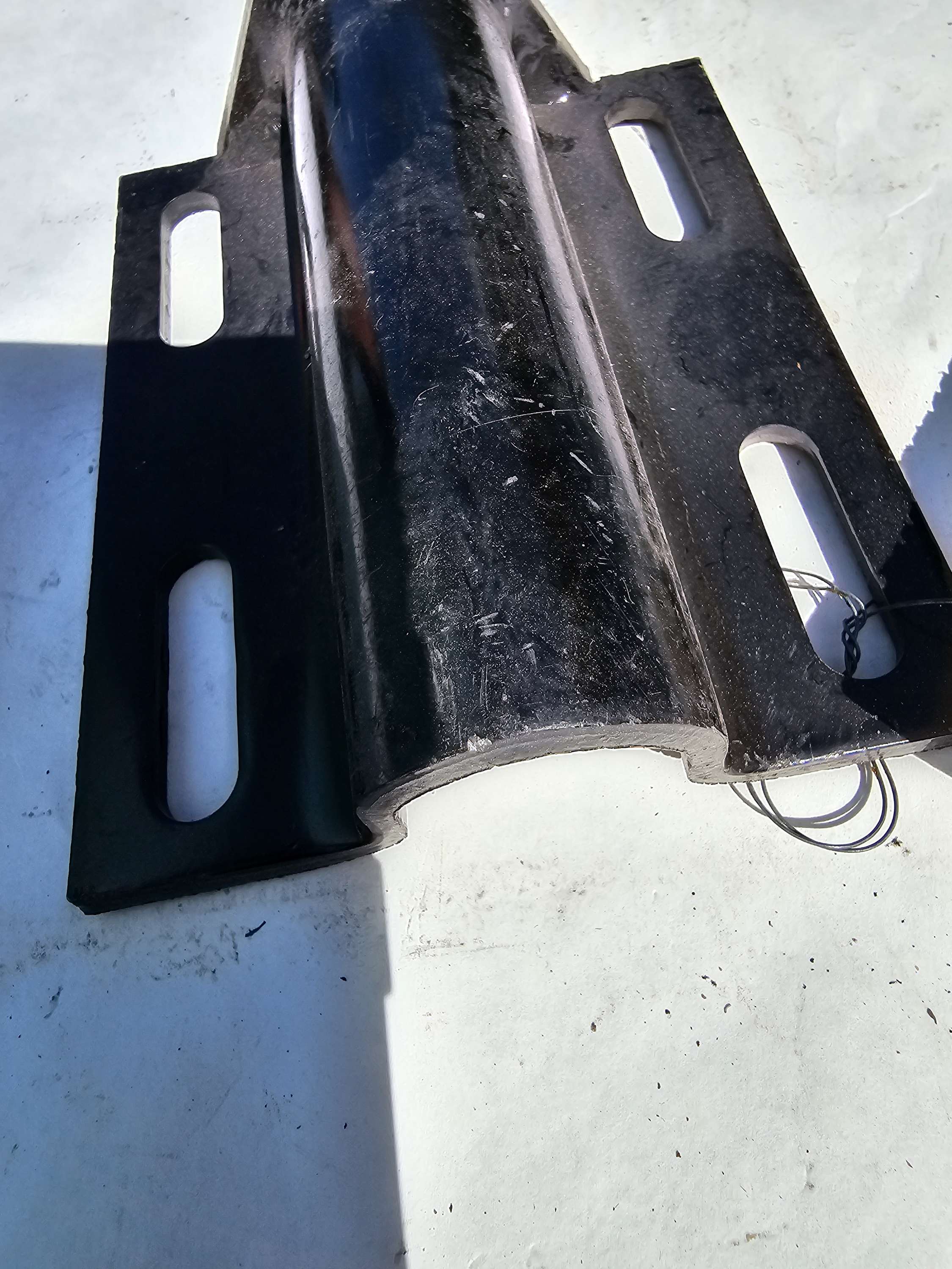 486178C1 Bracket Hood International