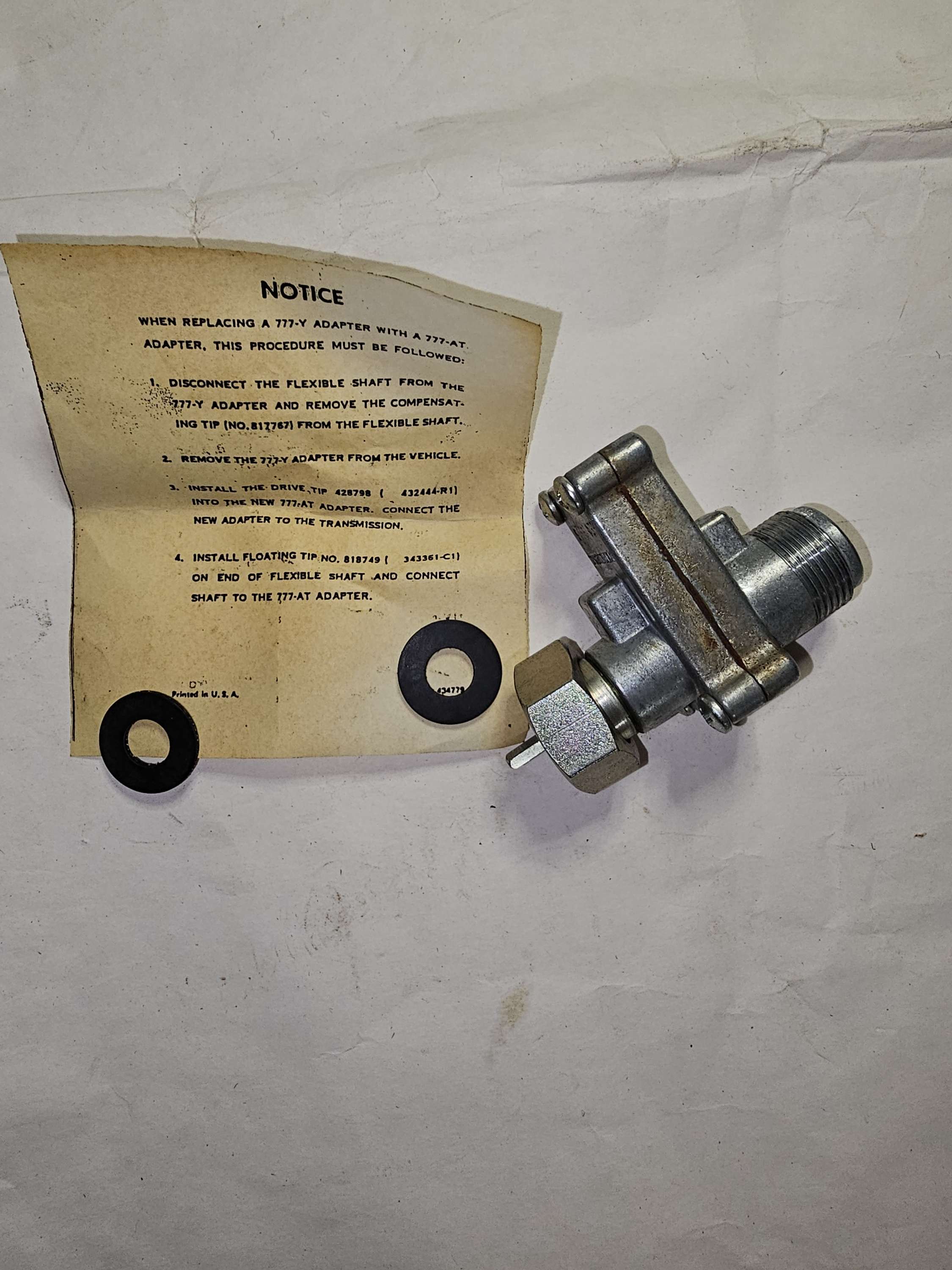 492743C91 Sensor Adapt International Truck Repair Part