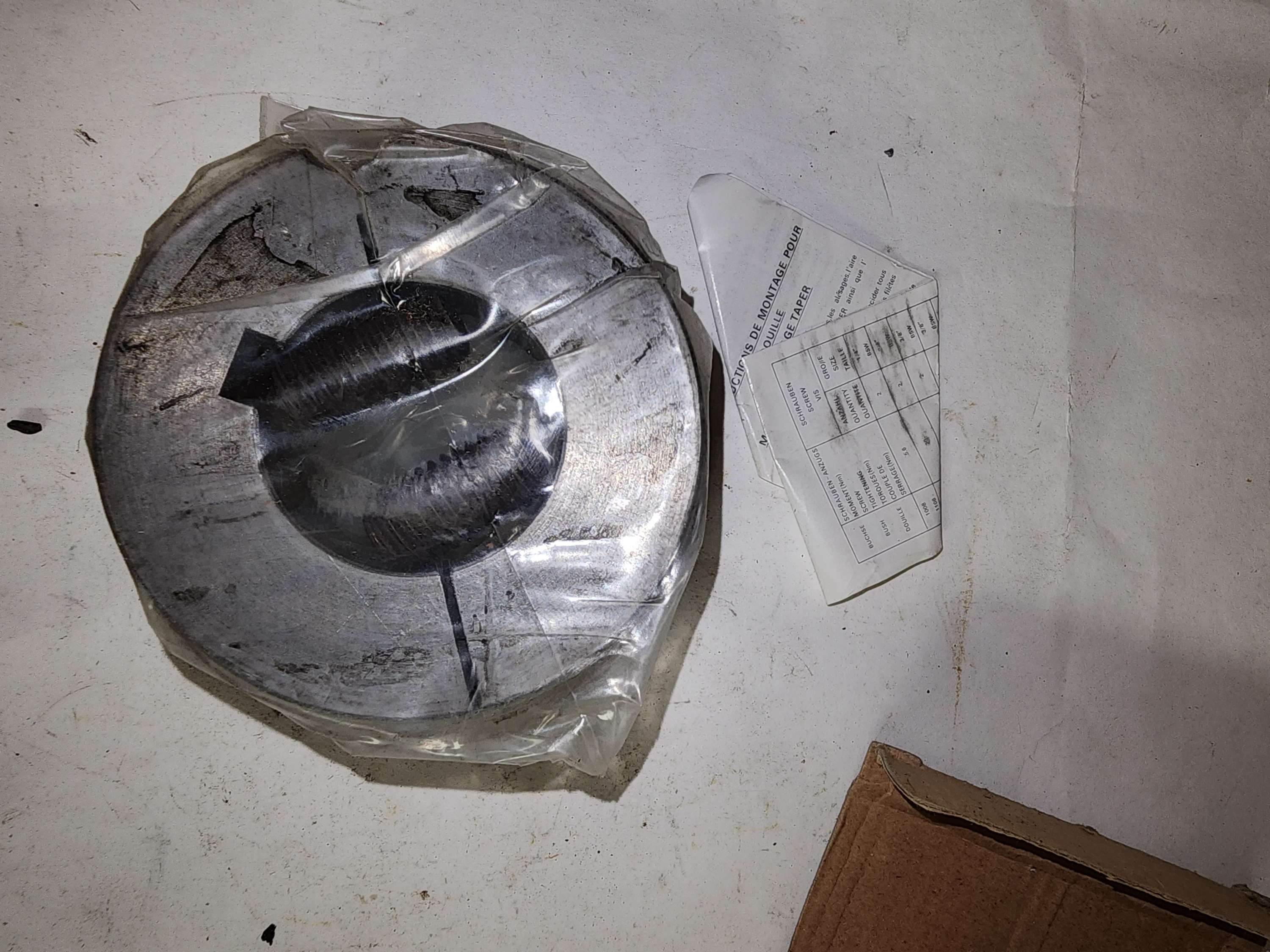 2517 1-9/16 Tapered Lock Bushing Keyed Bored