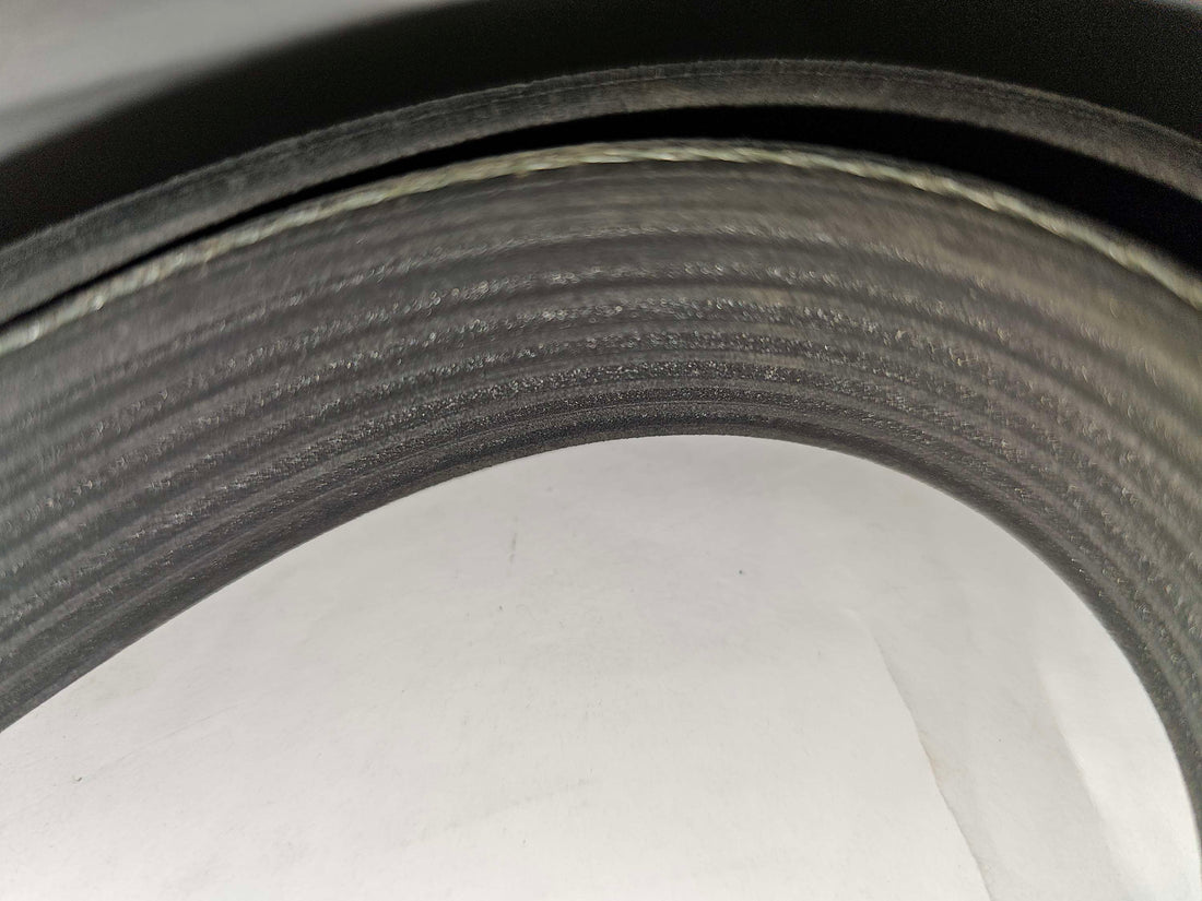 K080872 Gates Micro-V Serpentine Belt, 8 Rib, 87-13/16 L, 1-1/16 Top Width