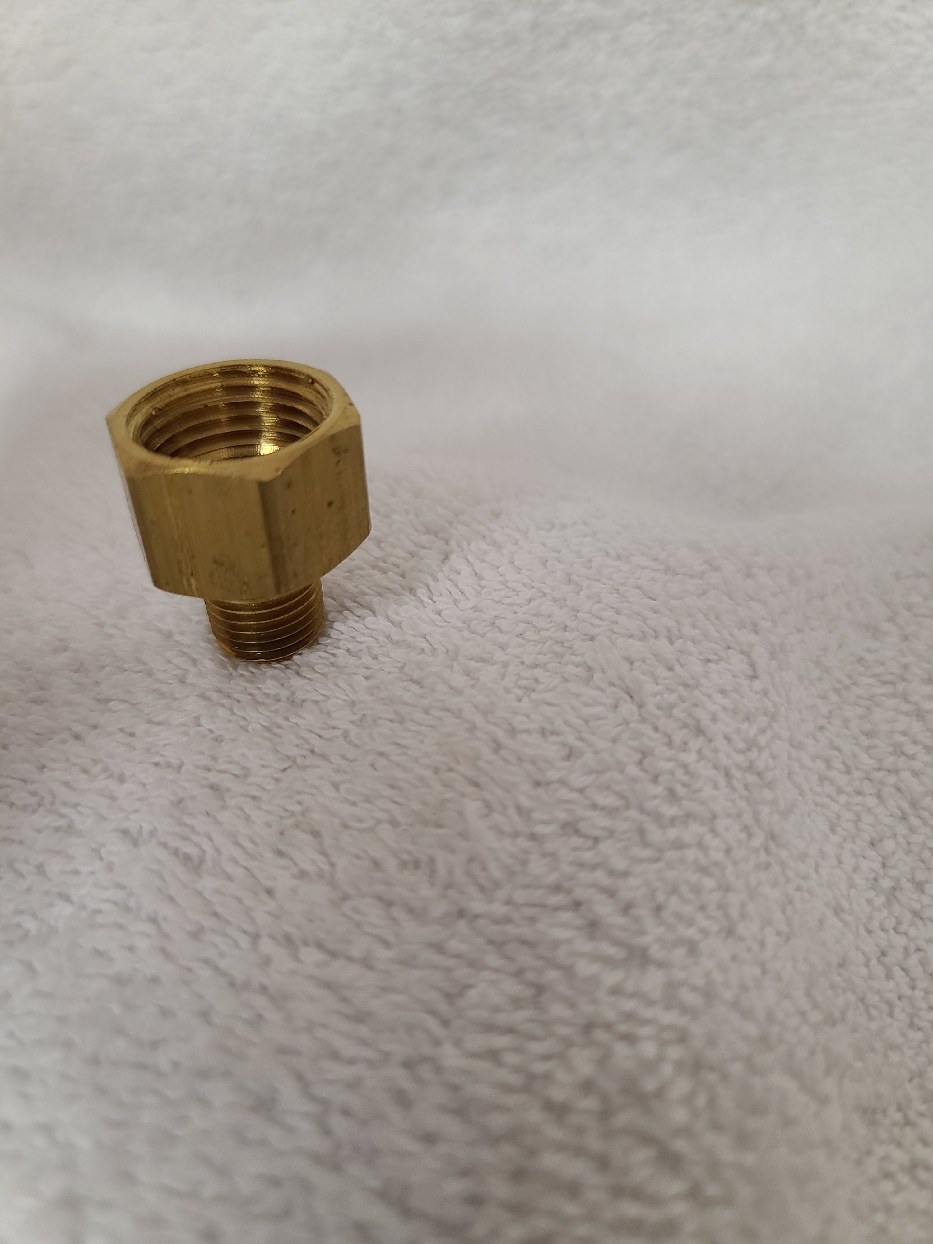 1/2"F x 1/4"M Brass Pipe Adapter