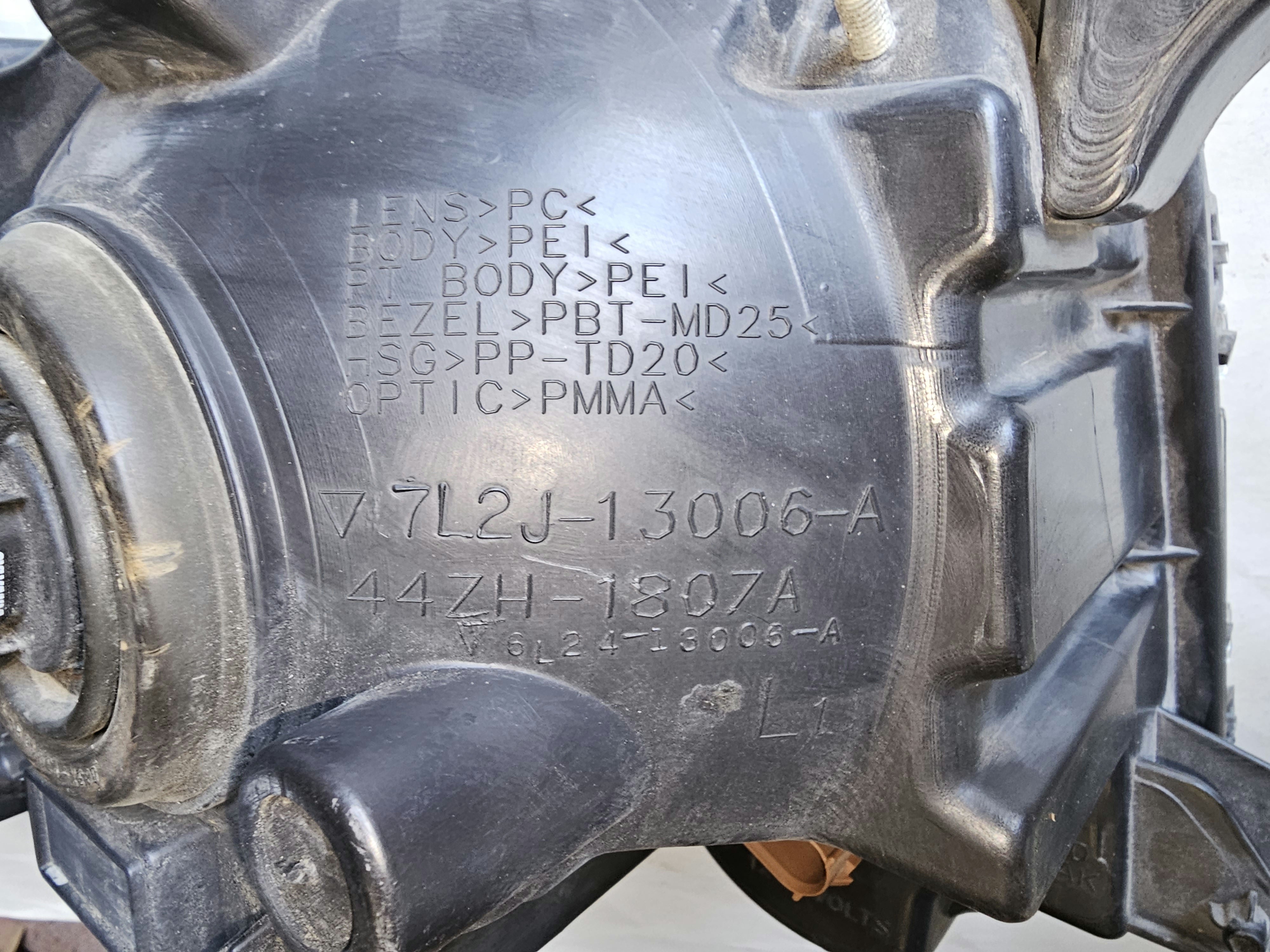 7L2J-13005-A Headlight Assembly OEM Ford