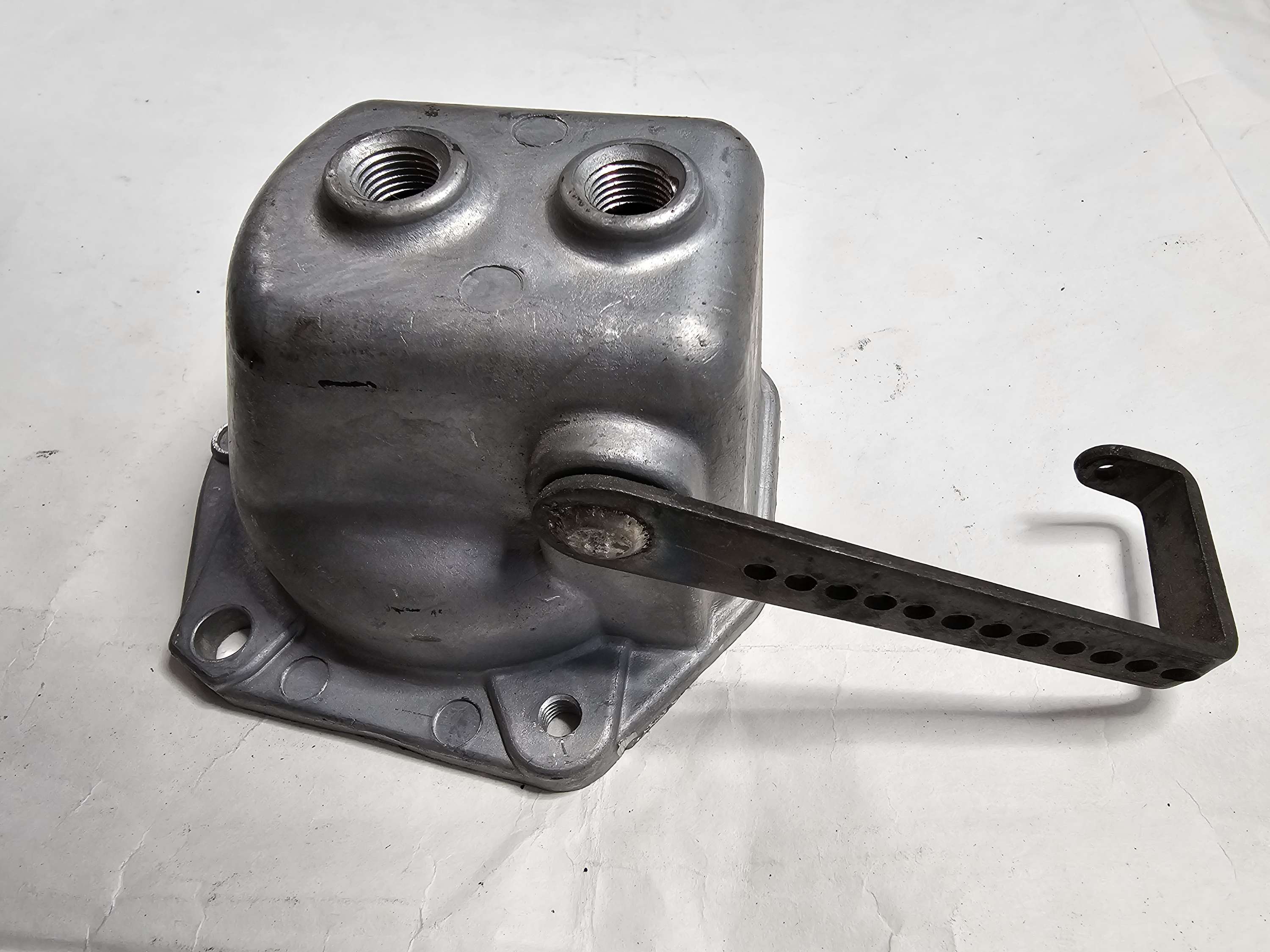 TC422BS1 Wisconsin Housing Governor Assy