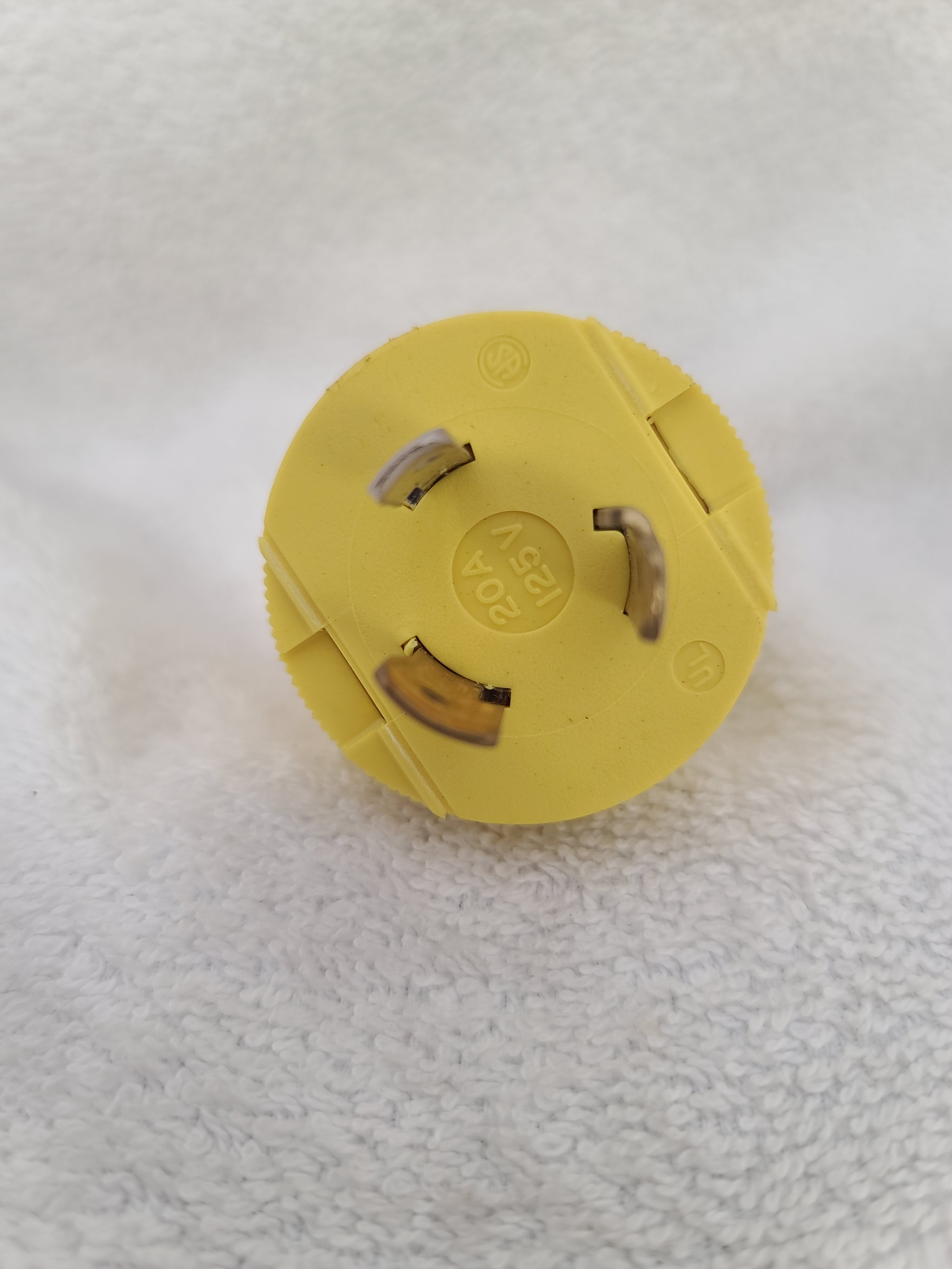 HBL2311VY -Hubbell Twist lock Plug