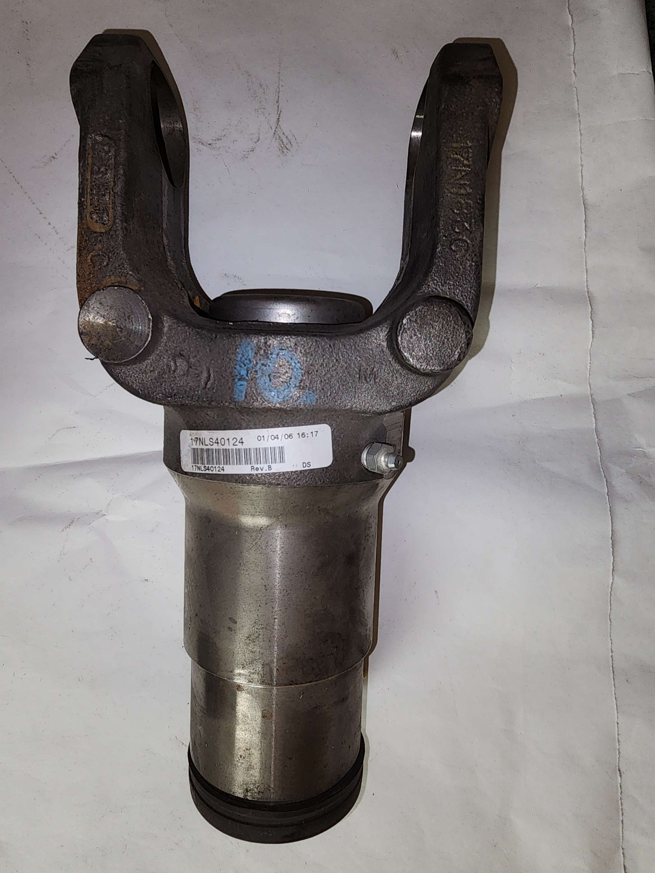 17NLS40 82DC Slip Yoke Meritor