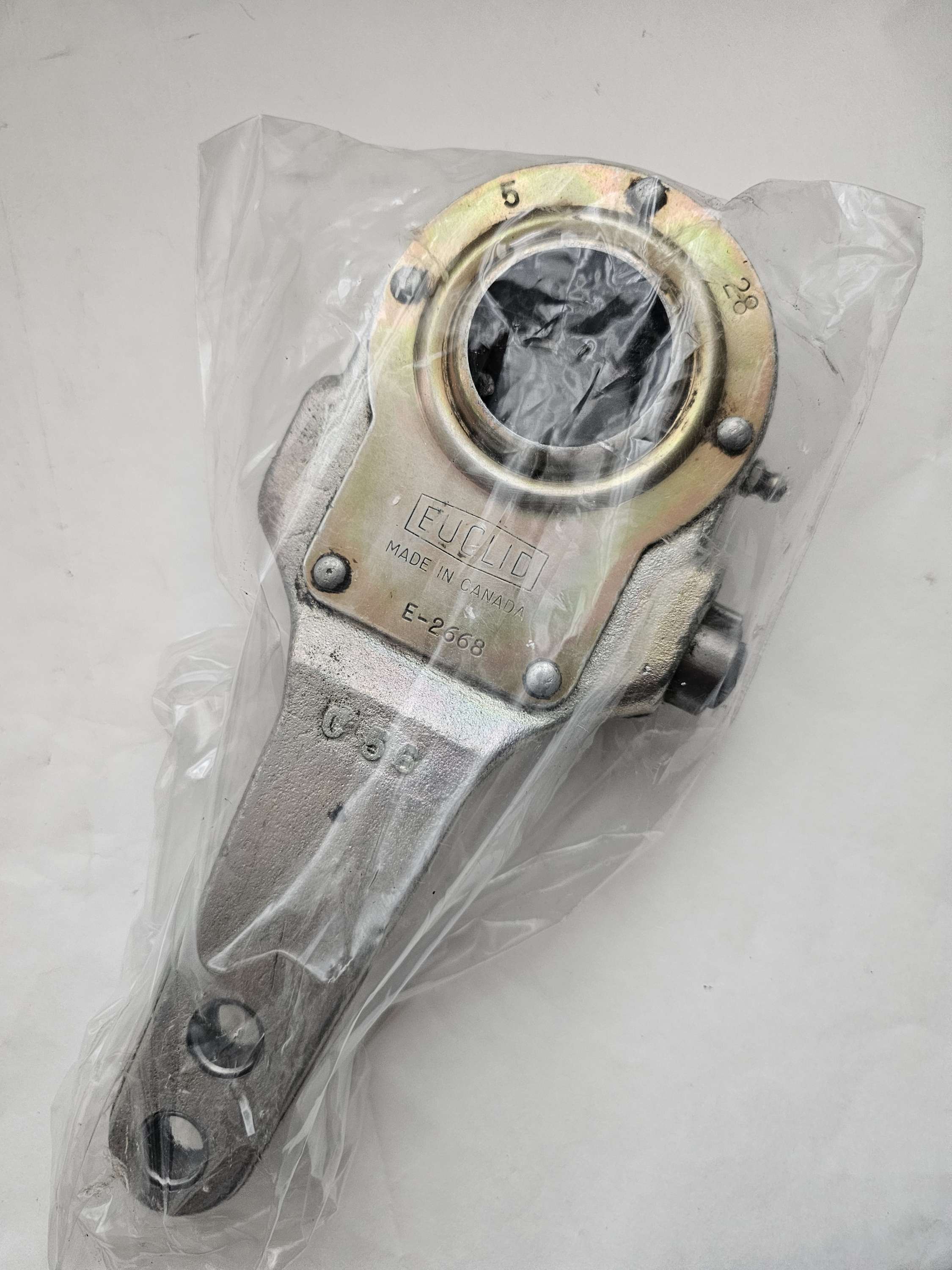 E-2668 10 Spline Offset Slack Adjuster Euclid