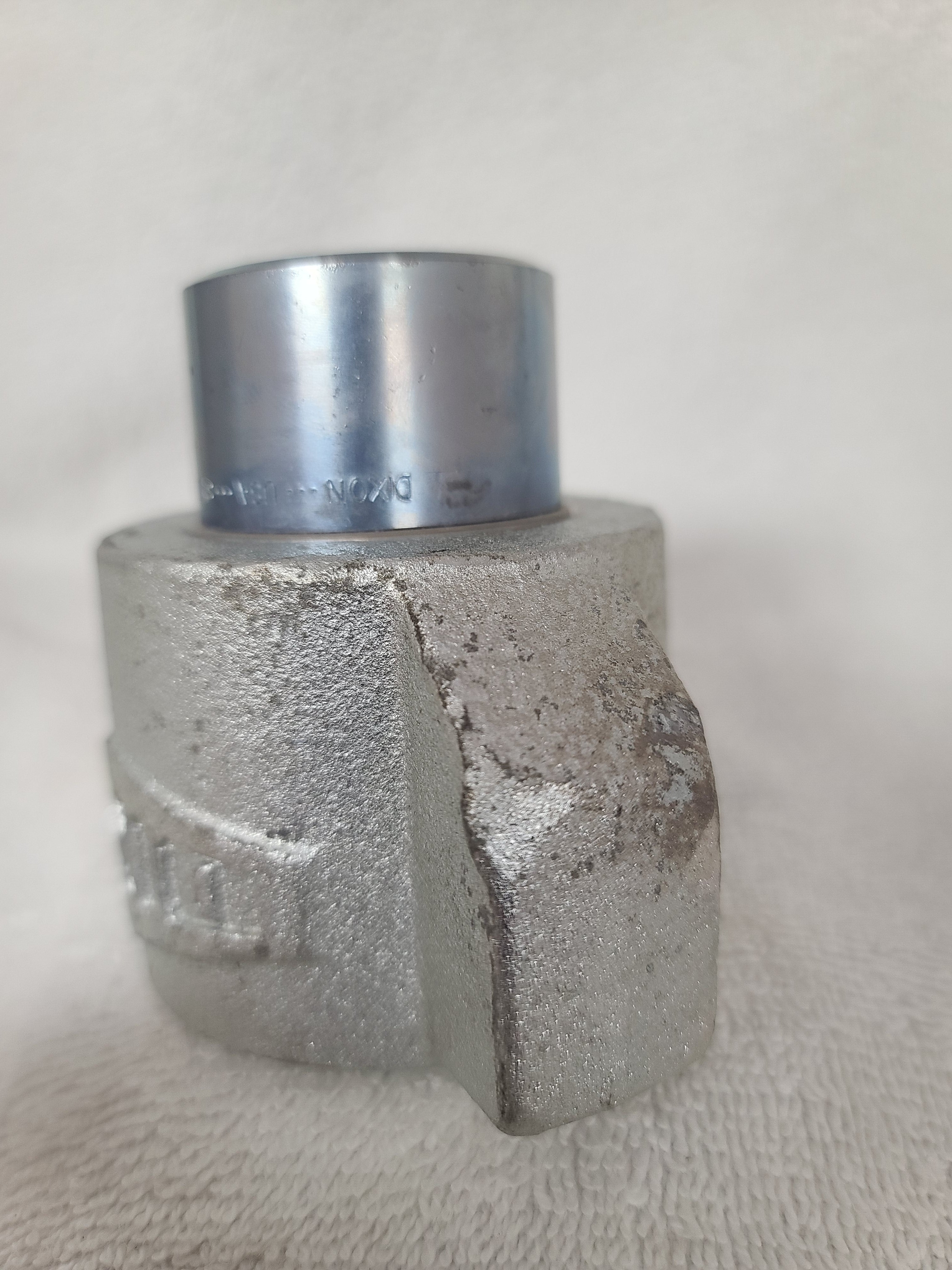 8wsf8-dixon-1-steel-ws-series-high-pressure-coupler-1-11-1-2-nptf-thread