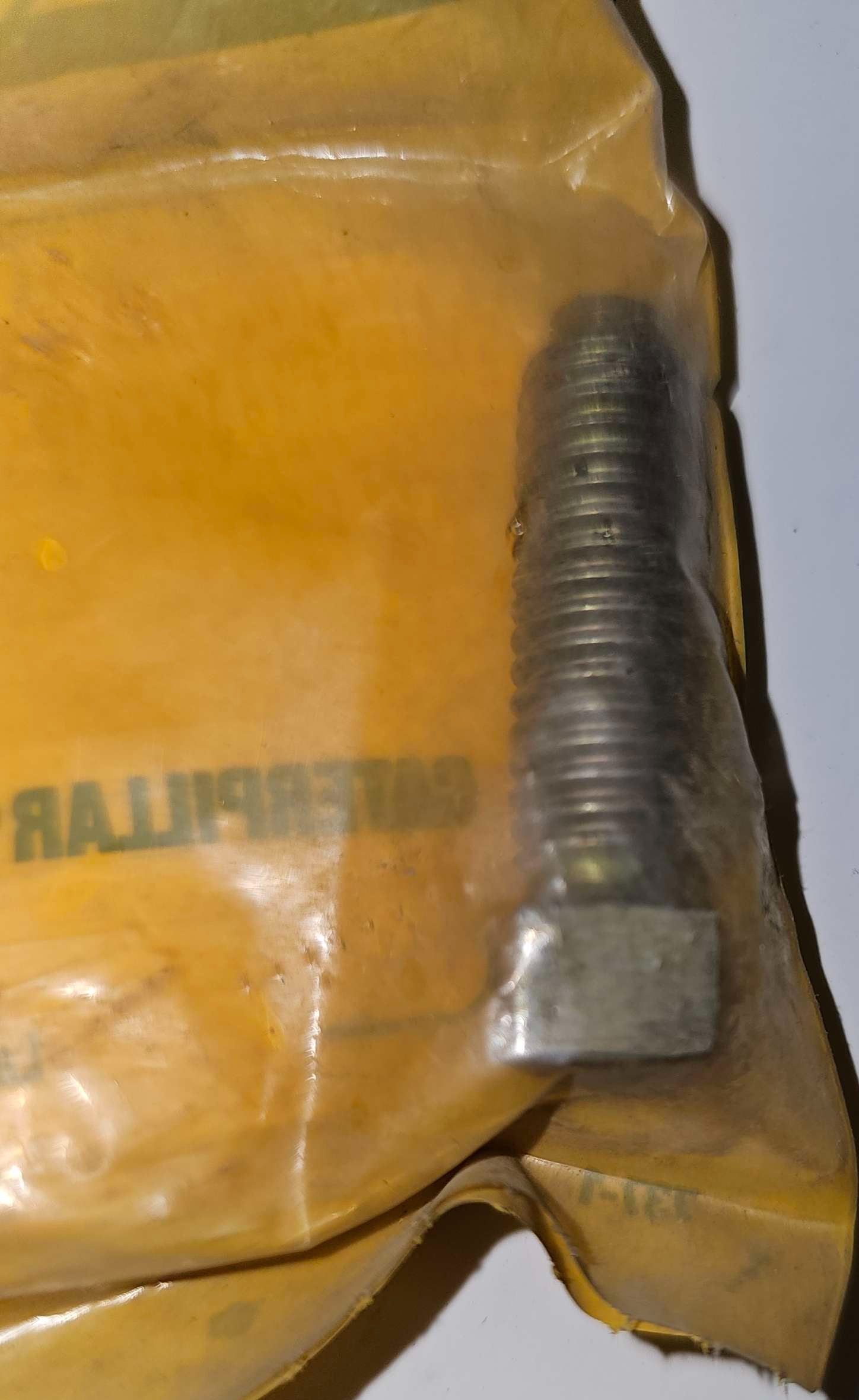 8B-9298 Set Screw Caterpillar CAT 8B9298