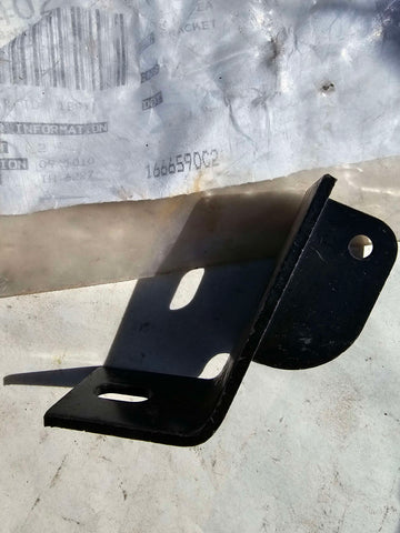 1666590C2 Bracket for Hood Stop Cable International