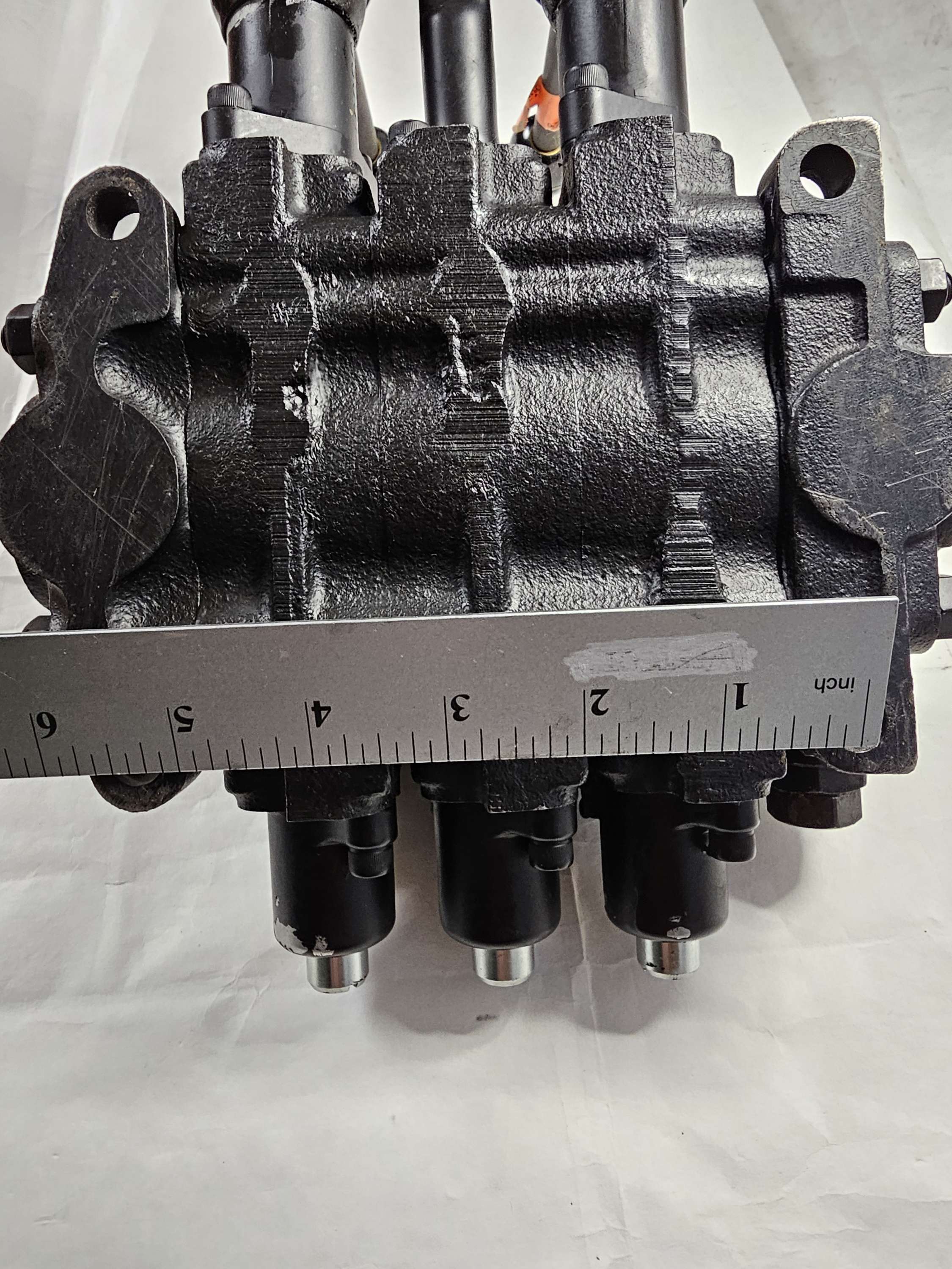 Oshkosh 3218658 Chute Control Valve Assembly | Genuine OEM | Heavy Duty Hydraulic Control