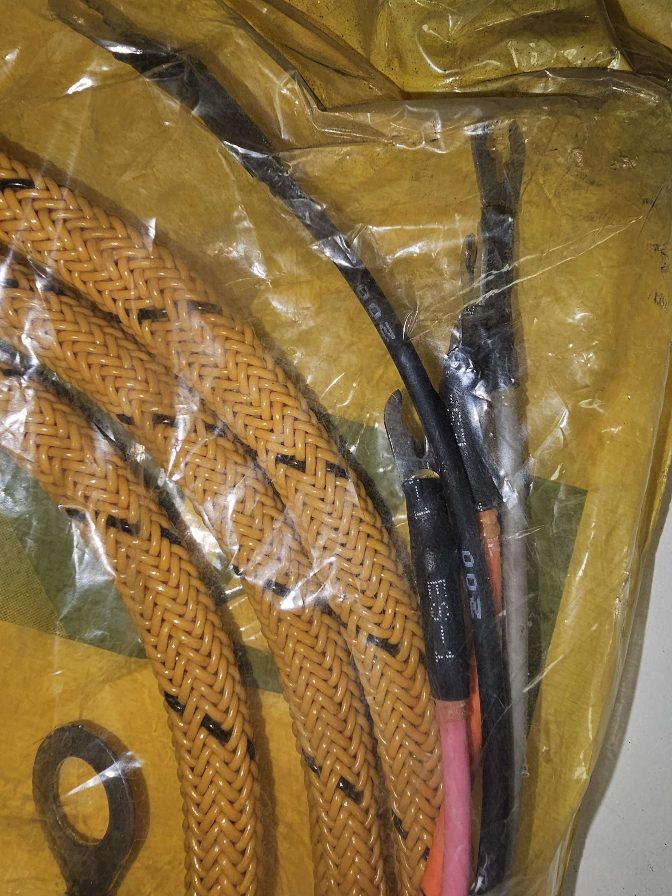 8V-1606 Harness A. CAT