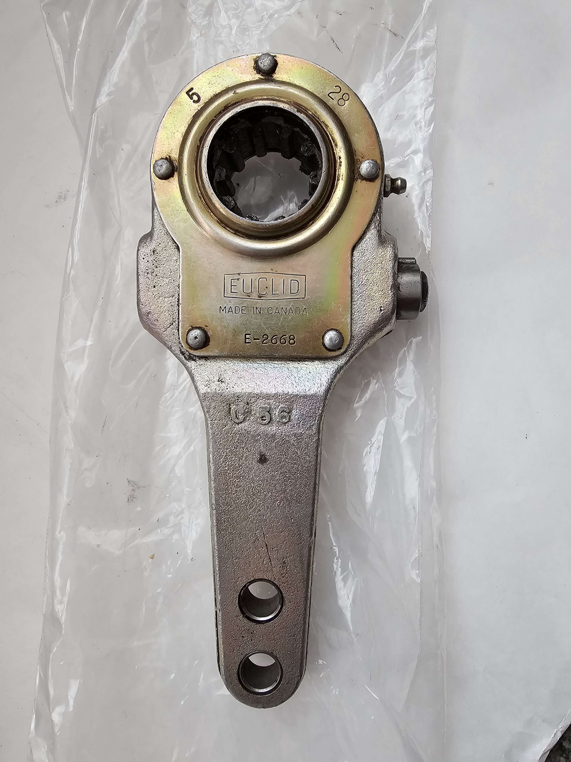 E-2668 10 Spline Offset Slack Adjuster Euclid