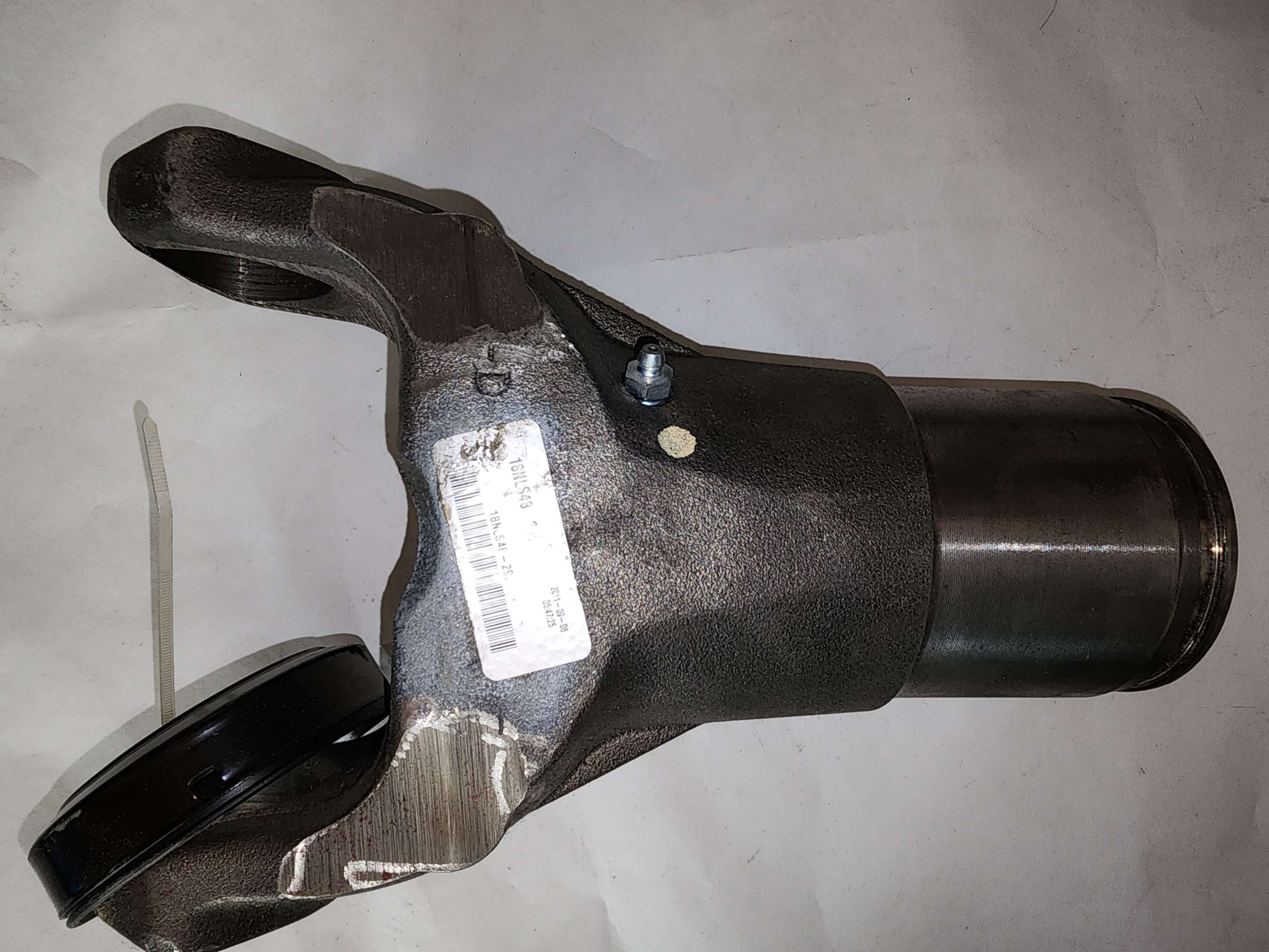 18N 3 1351X Slip Yoke Meritor 118322C91 International
