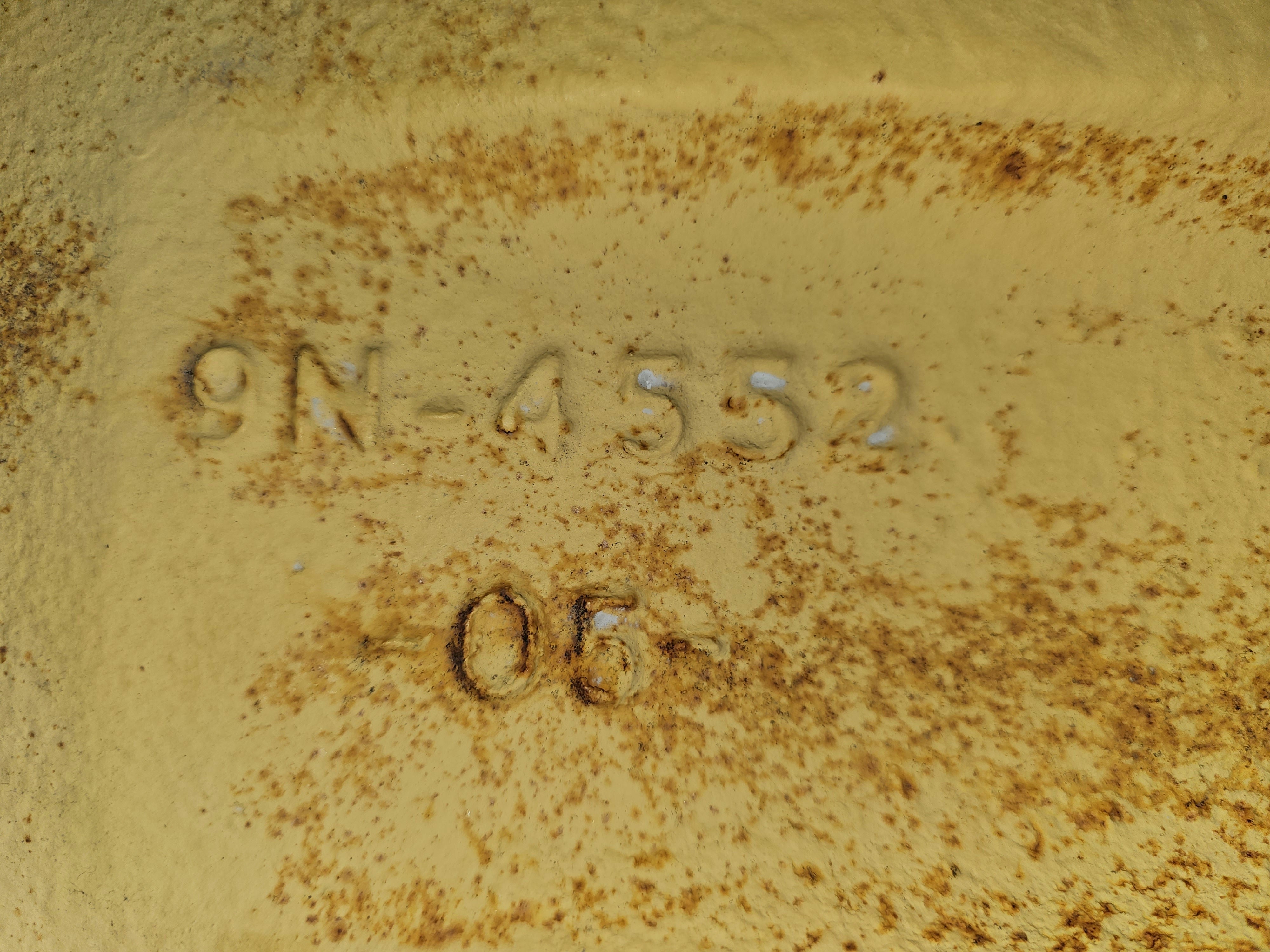 9N-4552 Bucket Tooth Caterpillar CAT OEM 9N4552