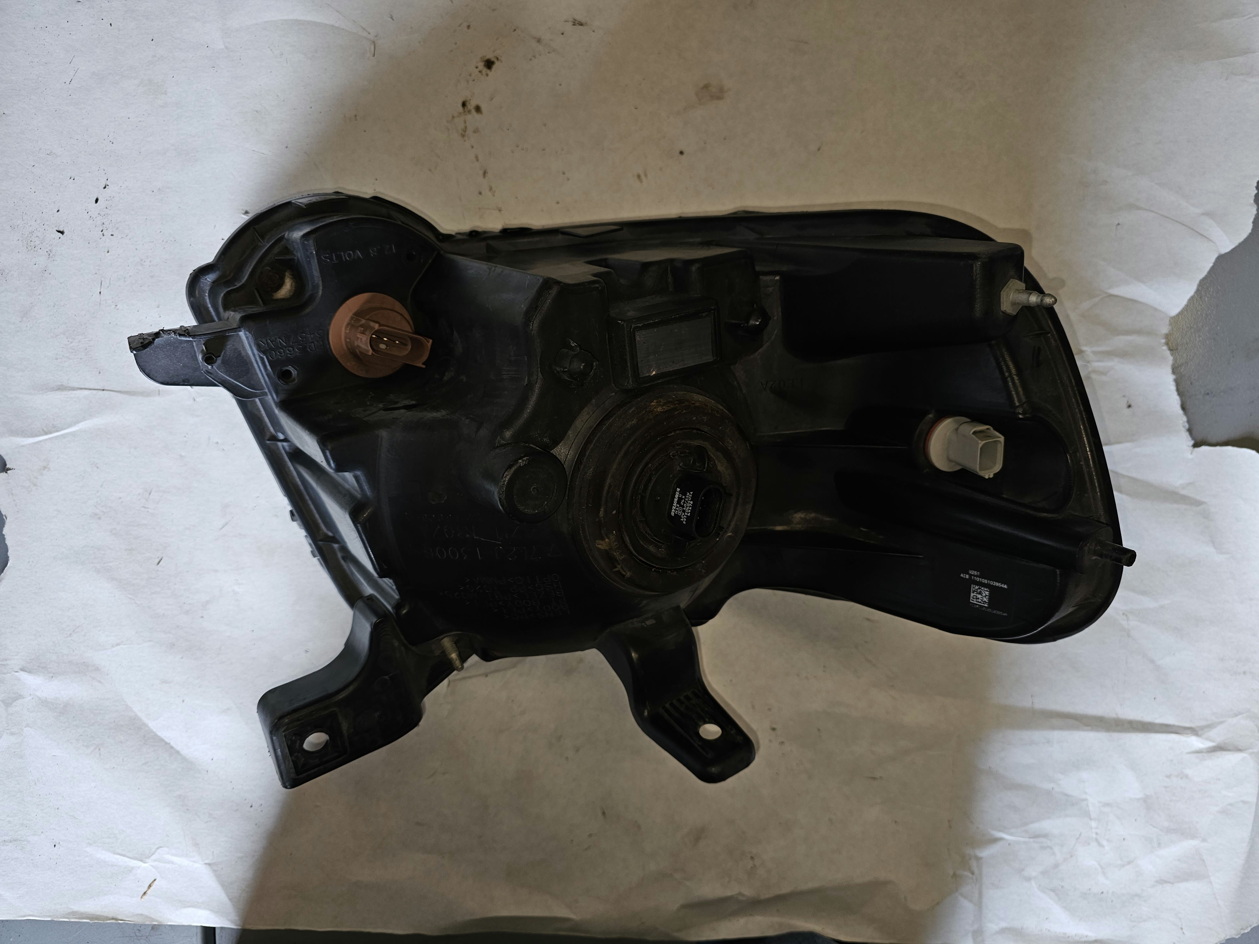 7L2J-13005-A Headlight Assembly OEM Ford