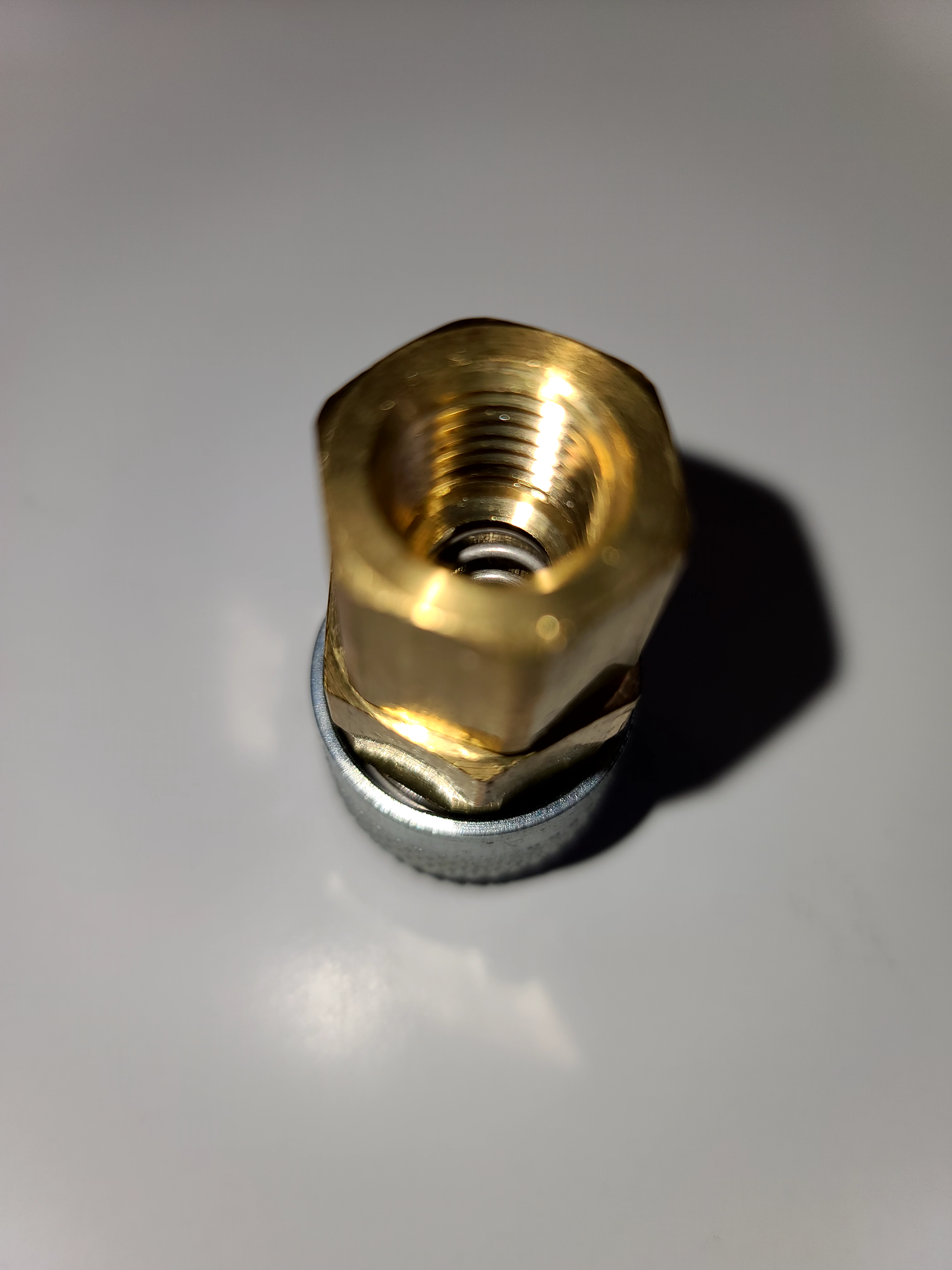 ARO 1/4 inch Air coupler 1/4 inch fpt