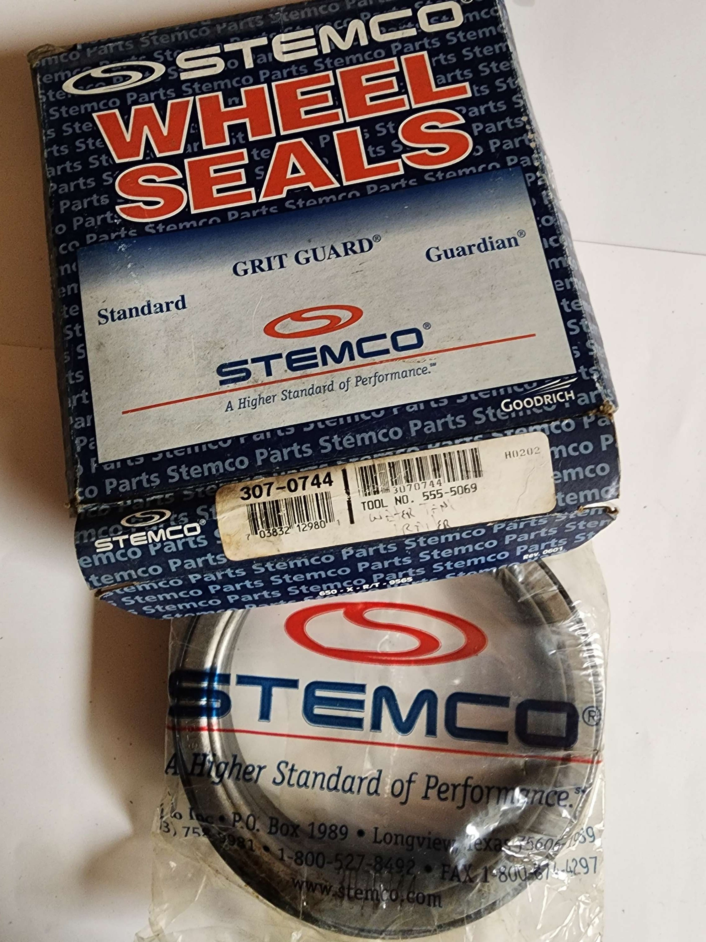 307-0744 Stemco Wheel Seal