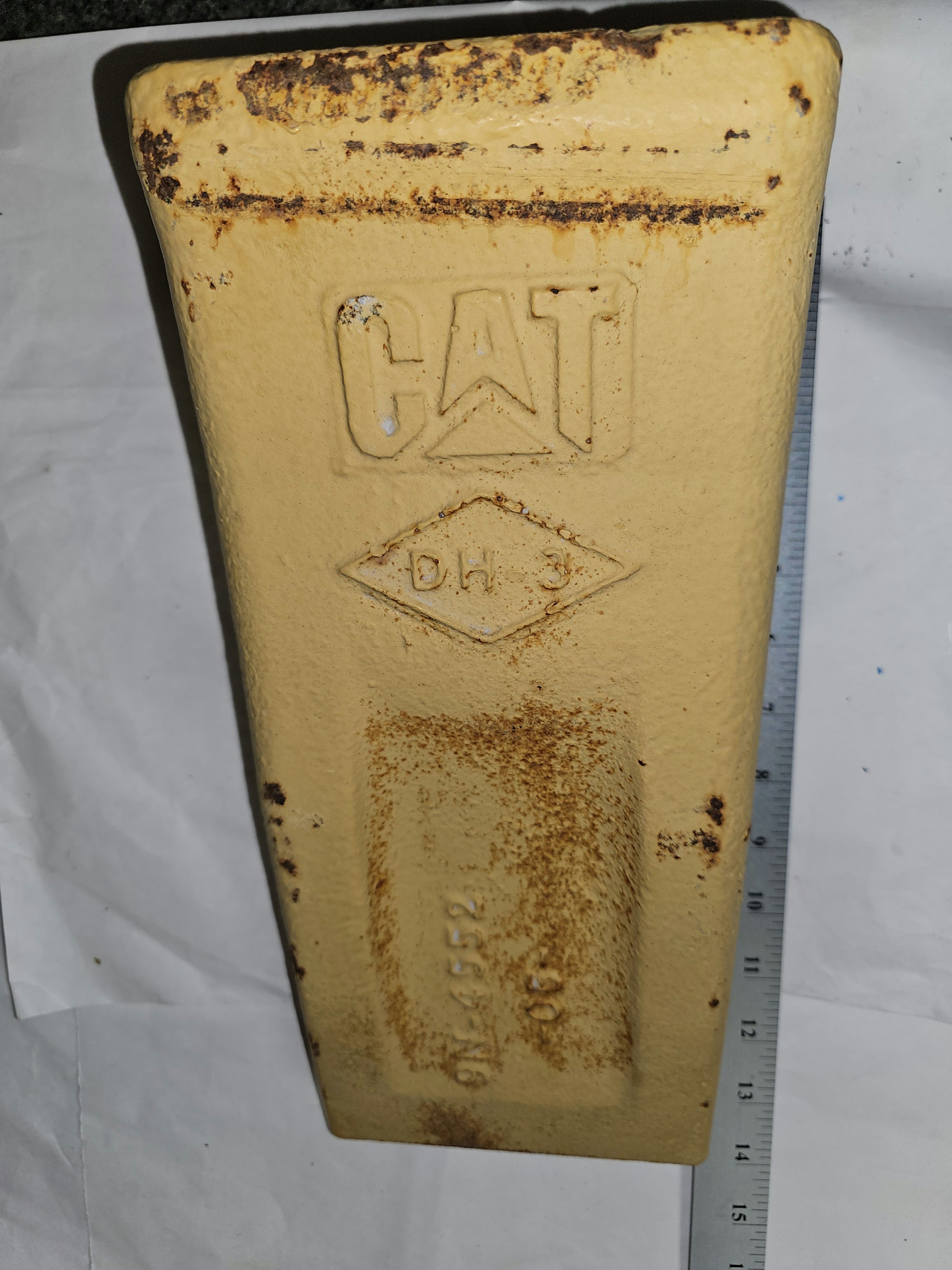 9N-4552 Bucket Tooth Caterpillar CAT OEM 9N4552