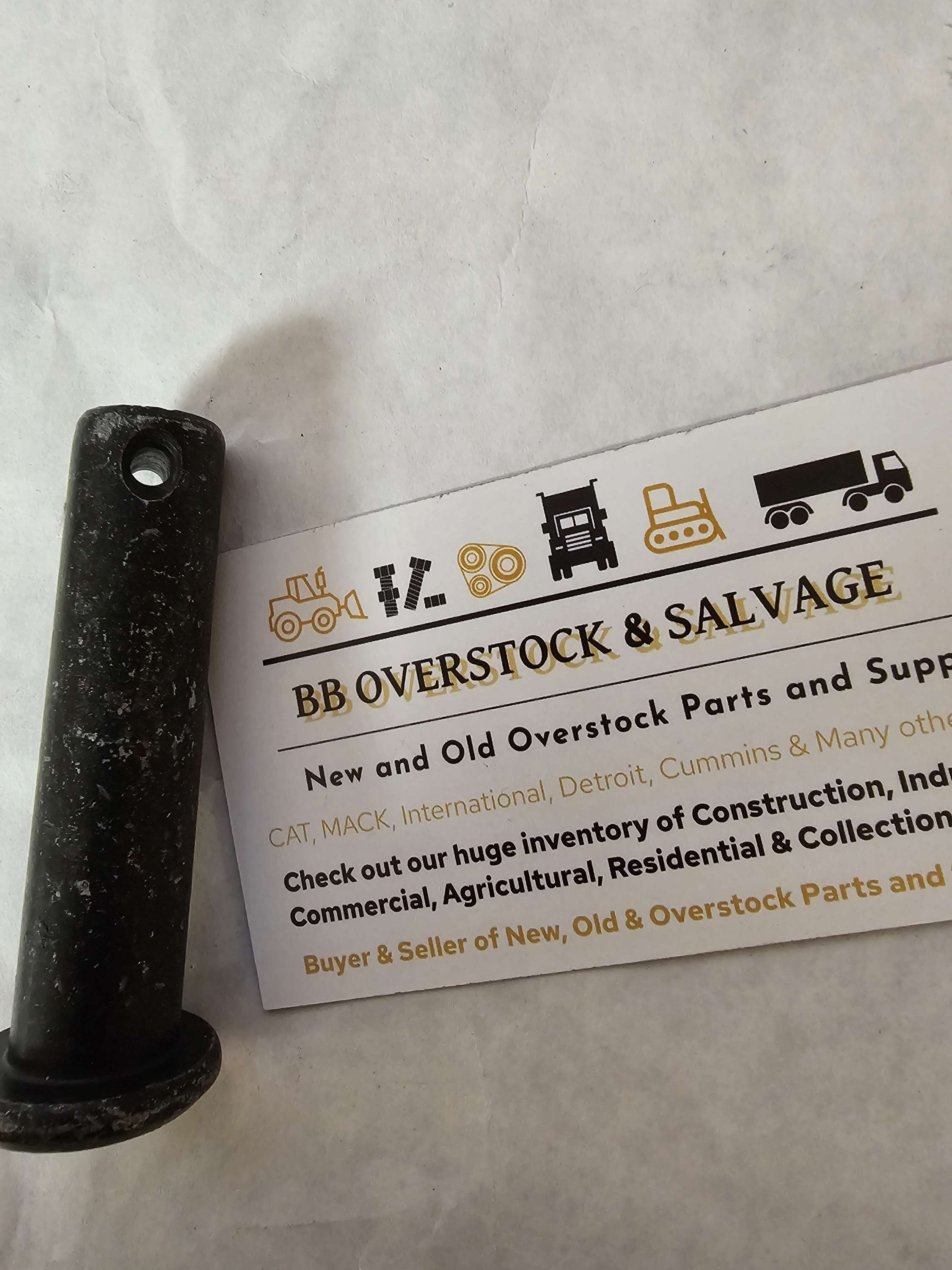 974907 Clevis Pin Tank Strap Mack