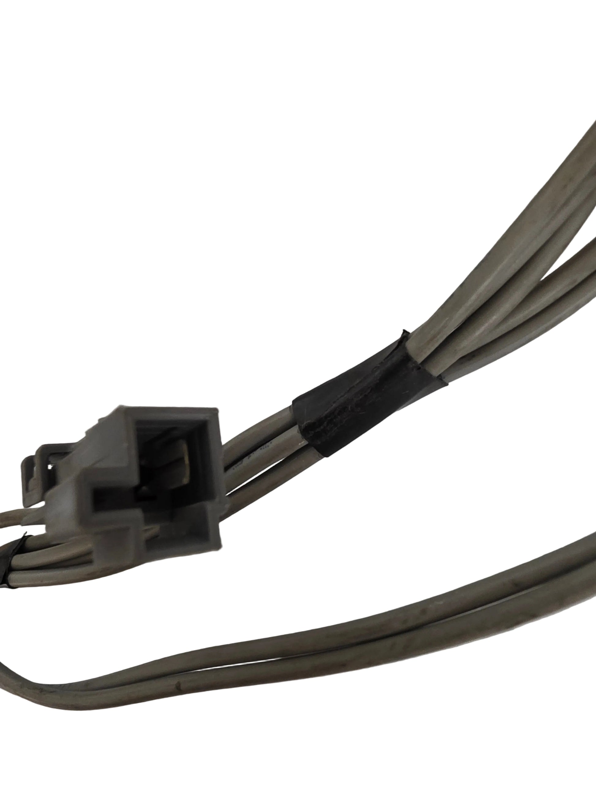 1667918C95 Single Plug View